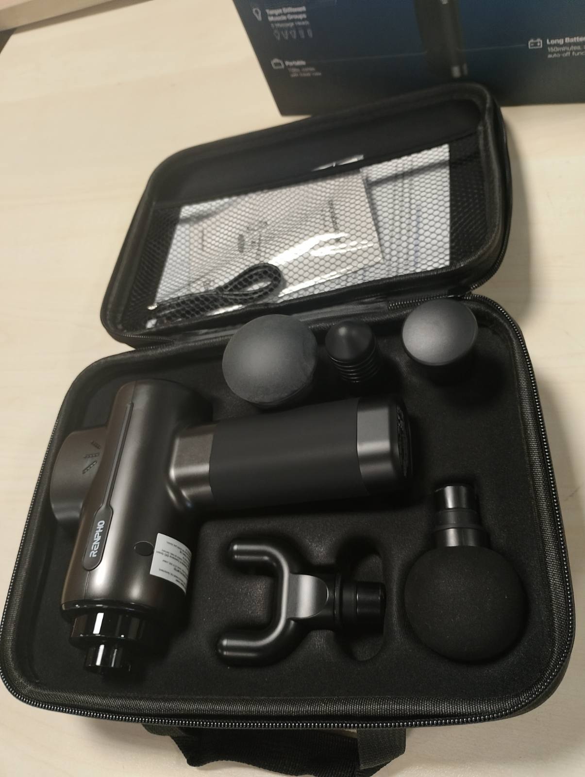 292438 - RENPHO Pistoletë masazhi, deri në 3200 RPM, me bateri 2500mAh, portë karikimi USB-C, e zezë