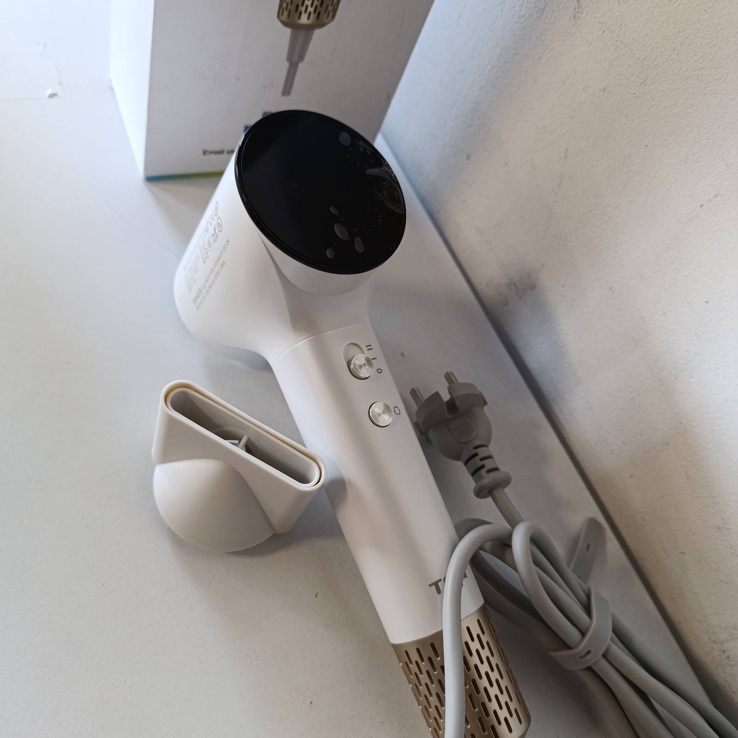 275107 - TQQ Tharëse flokësh profesionale, motor pa furça 110,000 RPM, 57 dB, për në shtëpi dhe udhëtim