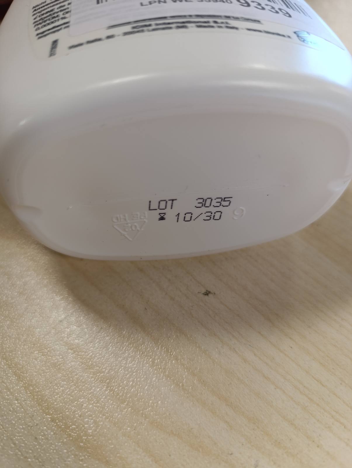 271825 - BIONIKE Triderm Baby 500ml - Vaji për Banjë për Foshnje dhe Fëmijë për Lëkurë të Ndjeshme