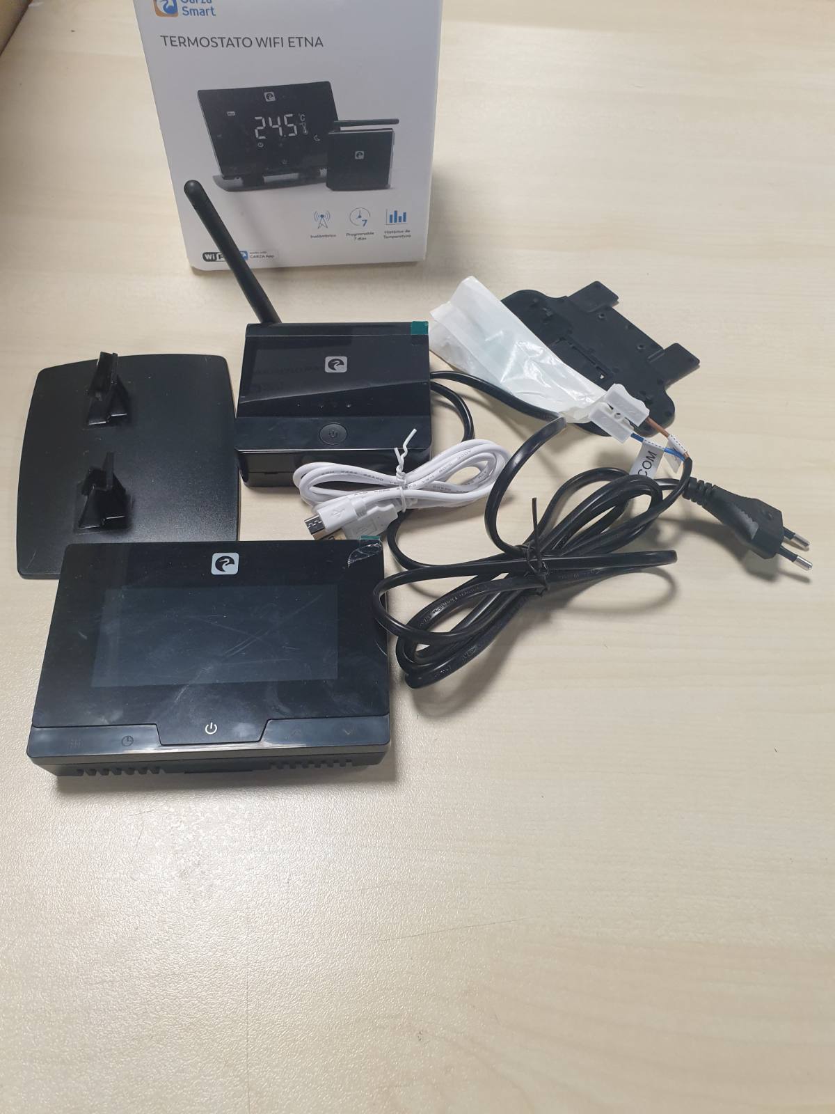 221138 - GARZA SMART - Termostat Inteligjent Wi-Fi Pa Tel për Kaldajë dhe Ngrohje, i Programueshëm, Ekran me Prekje, Wi-Fi 2.4 GHz, Kontroll i Largët, Ngjyrë e Zi