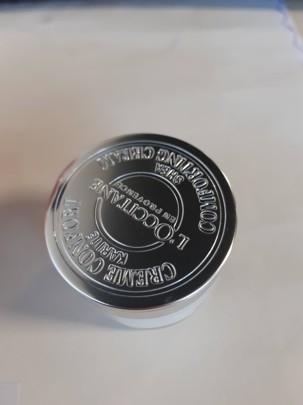 271472 - L'OCCITANE Krem për fytyrën me Shea ultra të pasur, 50 ml, për Lëkurë të thatë dhe të ndjeshme, Hidratues, Prodhuar në Francë