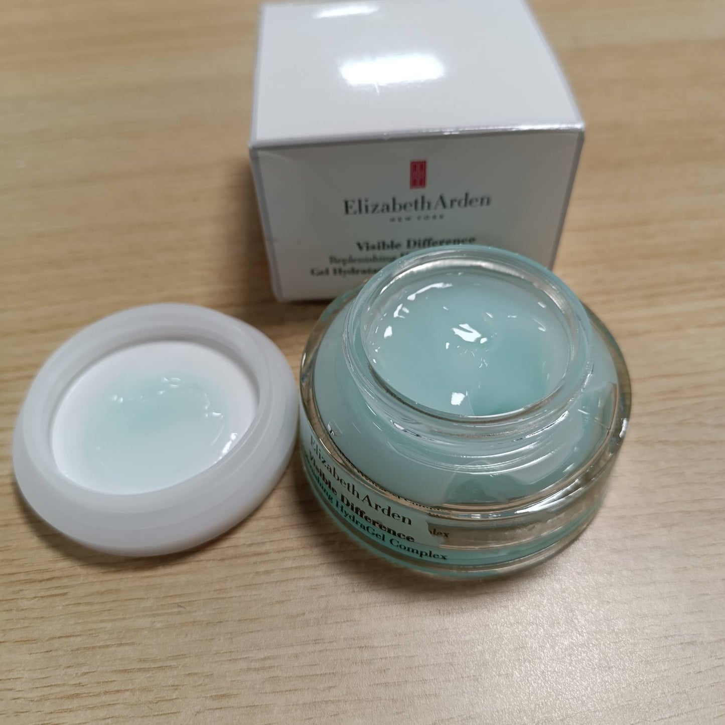 321382 - ELIZABETH ARDEN Xhel hidratues për fytyrën Visible Difference, 75 ml