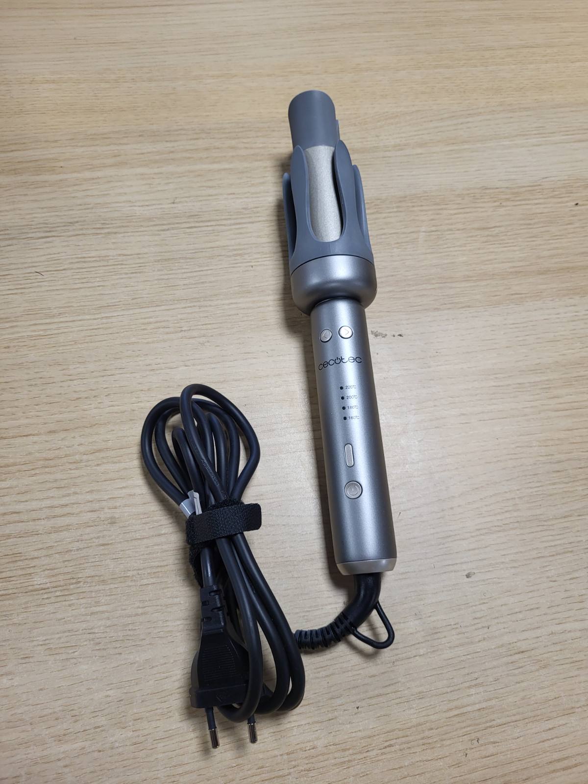 316316 - CECOTEC Kaçurrelë automatike SurfCare Magic Waves Style - 41W - Veshje qeramike dhe turmaline - 32 mm - 4 temperatura të rregullueshme - Majë ftohjeje - Fikje automatike - Kordon rrotullues
