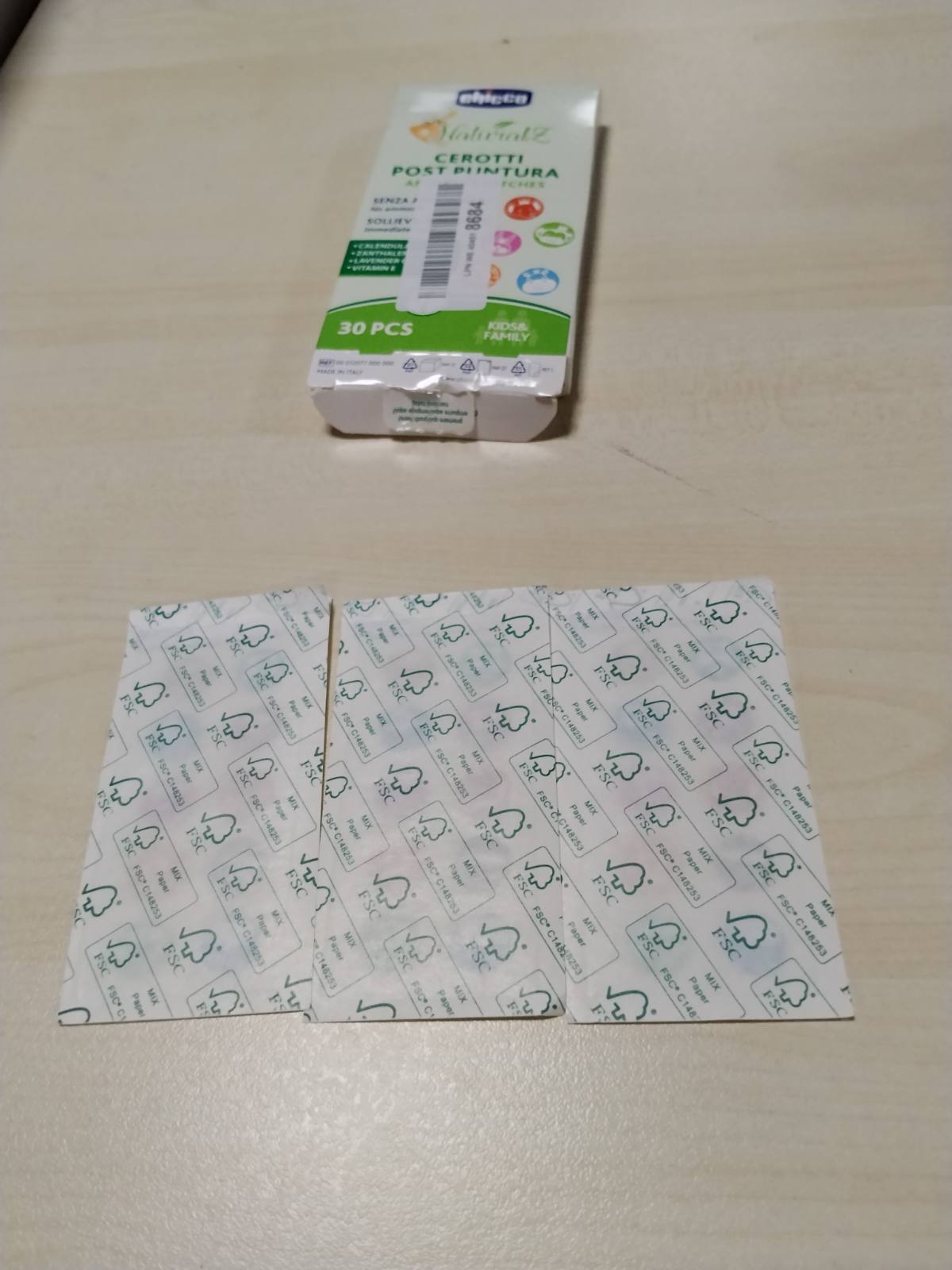 302612 - CHICCO Flastra pas kafshimit, Flastra kundër kruajtjes nga pickimet e insekteve, pa amoniak, me kalendulë, të përshtatshme për fëmijë, 3 vjeç e lart, Veprim qetësues dhe ftohës.