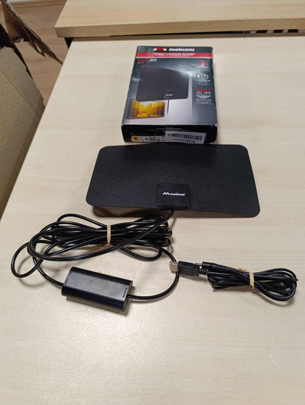 309009 - MELICONI Antenë TV Easy Fit, e Amplifikuar, Ultra e Hollë