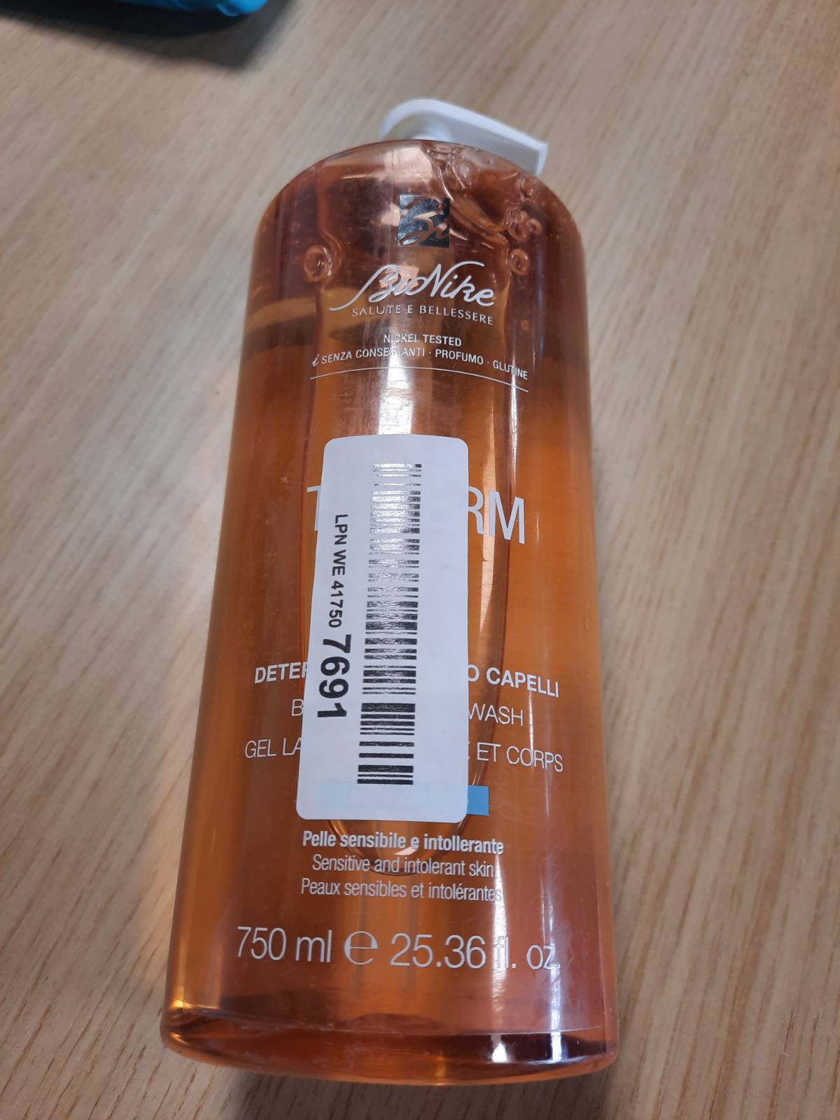 303483 - BIONIKE TRIDERM - Xhel Dushi Delikat - 750 ml - pH Fiziologjik - I përshtatshëm për Lëkurë të Ndjeshme