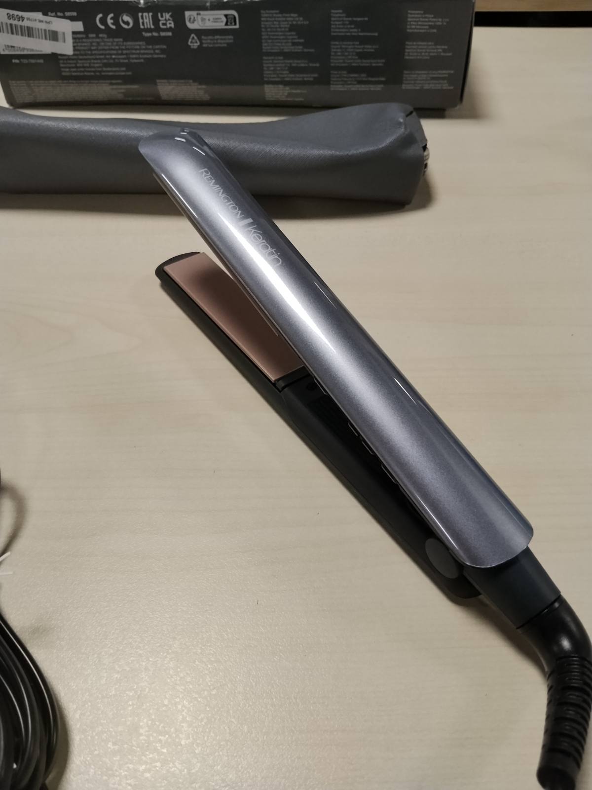 307365 - REMINGTON Drejtues flokësh S8598, 160-230°C, sensor për mbrojtje nga nxehtësia