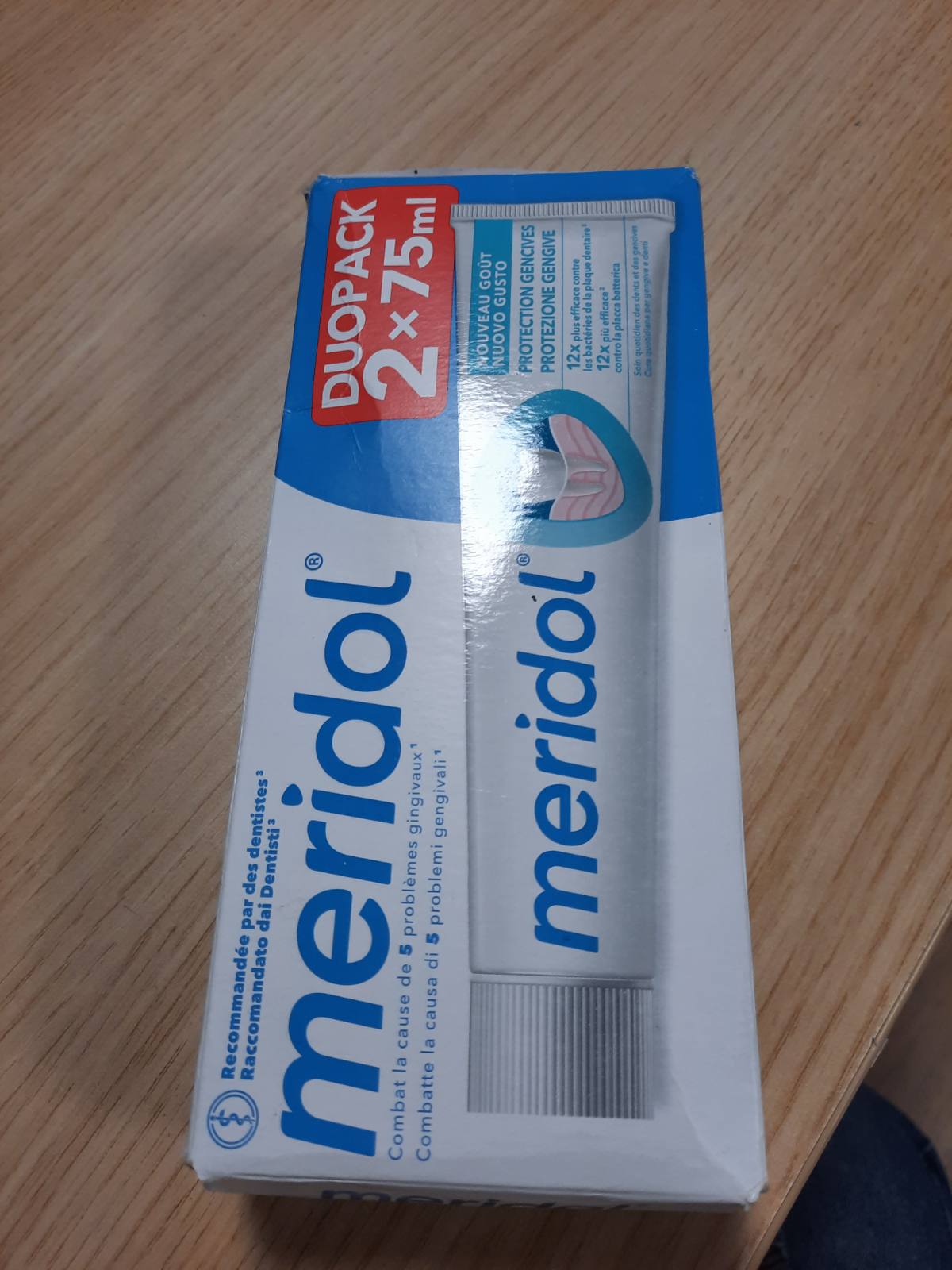 322076 - MERIDOL Pastë dhëmbësh për mbrojtjen e mishrave të dhëmbëve - 2x75ml