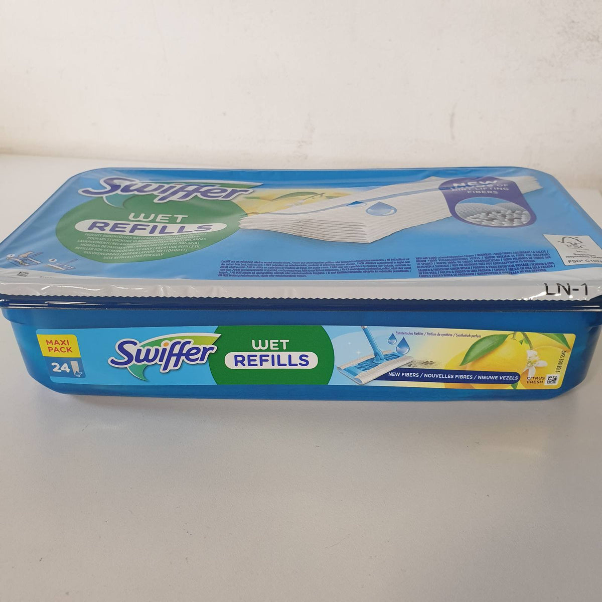 336064 - SWIFFER Pastrues dyshemesh të lagura, i përshtatshëm për të gjitha dyshemetë, 24 lecka të lagura