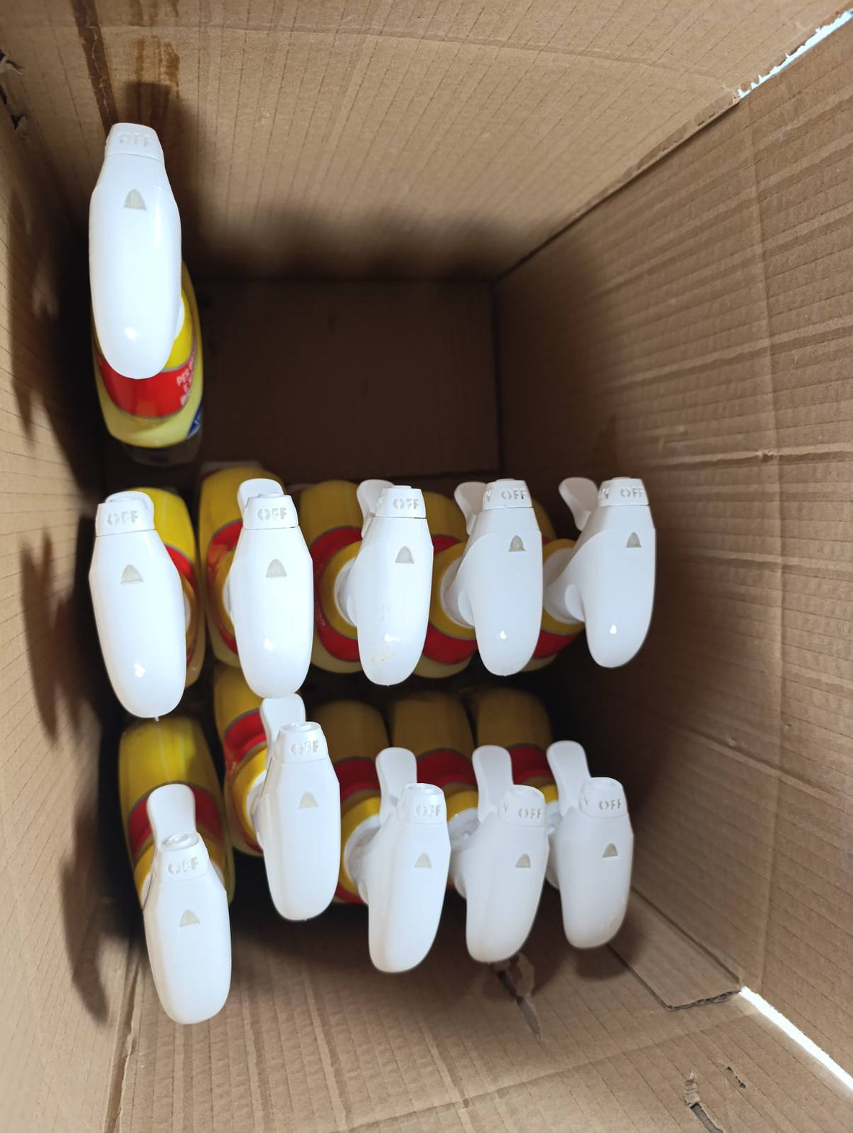 336022 - NAPISAN Limon Dezinfektues Sprej, 12 x 740 ml, për Zhbërjen e Yndyrës