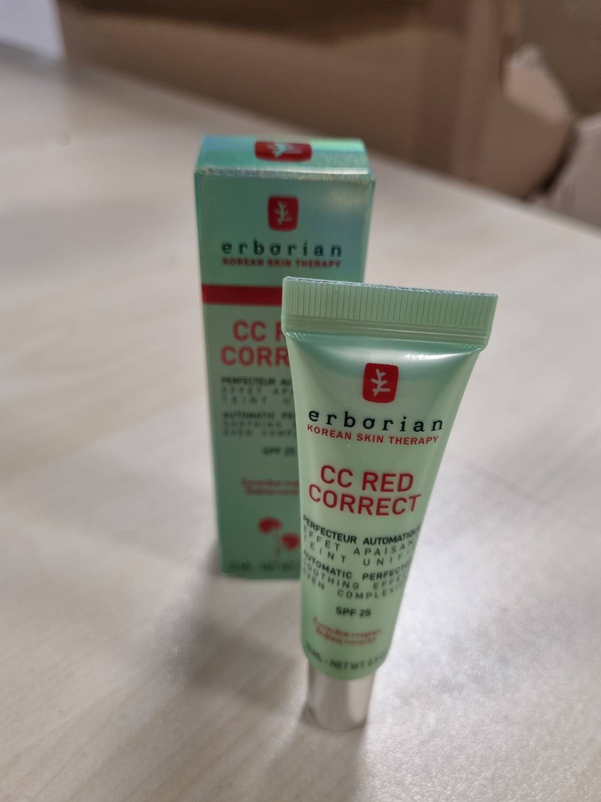 311571 - ERBORIAN - Krem me Ngjyrë CC Red Correct Anti-Redness, 15ml, SPF 25, Trajtim kozmetik korean