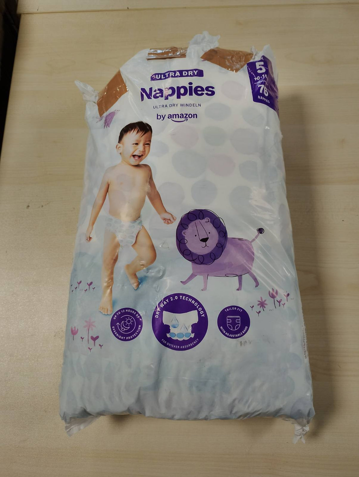 336168 - AMAZON Pelena Ultra të Thata, Madhësia 5 (10-16 kg), 152 copë (2 pako me nga 76)