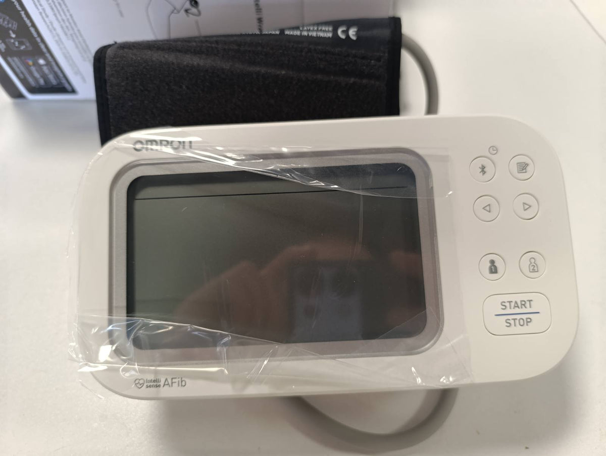 335817 - OMRON Monitorues i tensionit të gjakut X7 Smart AFib, 2 përdorues, 22-42 cm