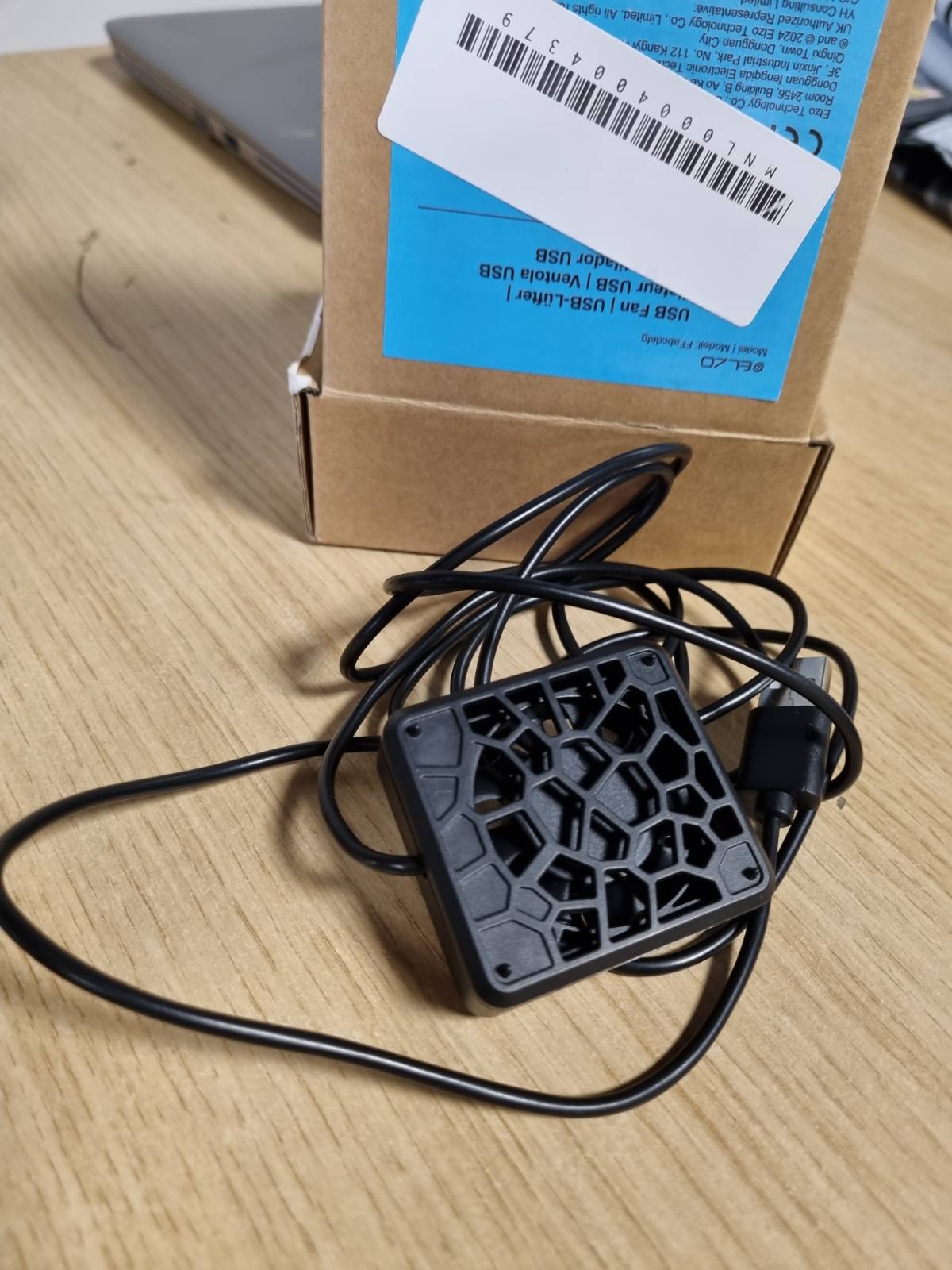 190303 - Ventilator mini USB për terrarium Exo Terra