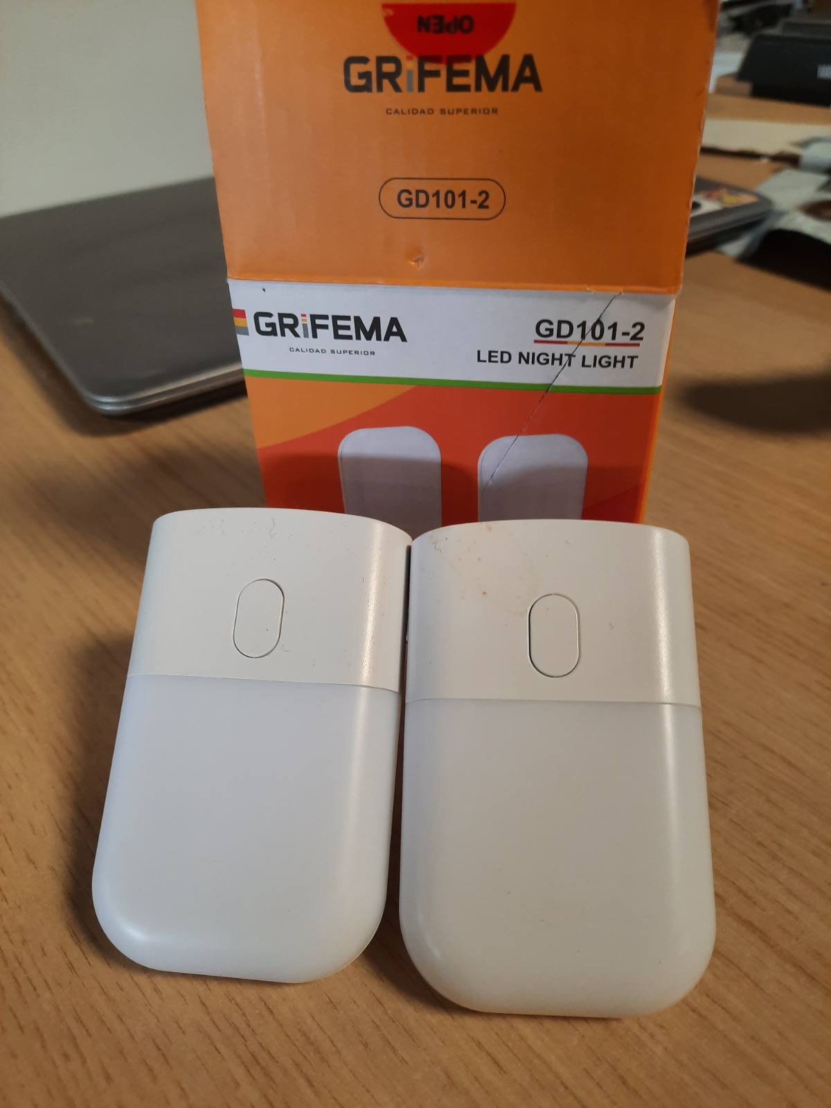 266813 - GRIFEMA GD101-2 – 2 copë dritë nate për fëmijë, me 3 nivele të rregullueshme të ndriçimit.