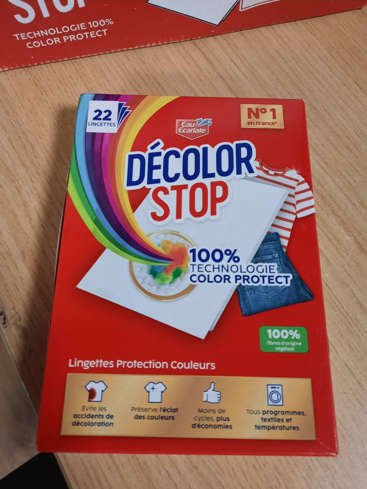 301681 - Fleta mbrojtëse kundër zbardhjes dhe transferimit të ngjyrave DECOLOR STOP.