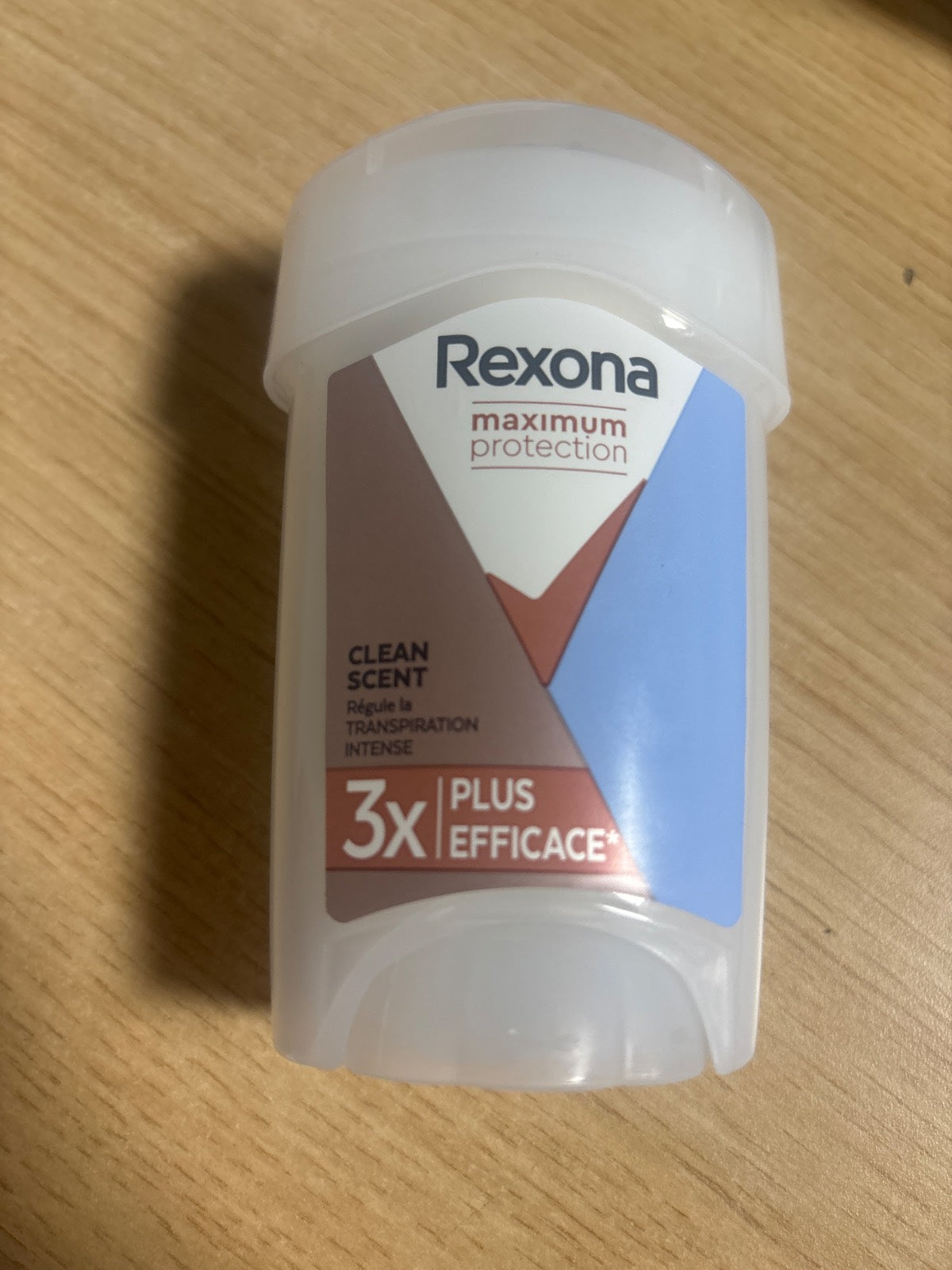 159318 - REXONA - Deodorant për Femra Confidence - Antiperspirant në Stik - 3 herë më shumë (mburojë / mbrojtje)