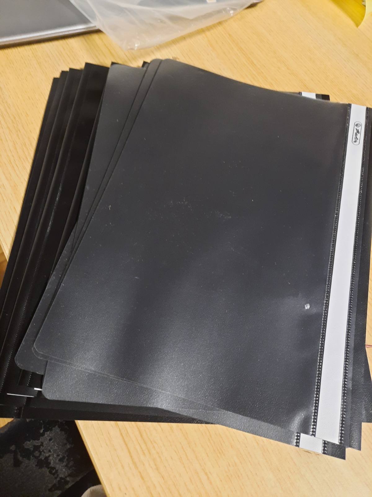 247115 - Kopertina për lidhje termike, për 15 fletë, të zeza, paketë me 25 copë | Të pajtueshme me të gjitha makinat A4 për lidhje termike.