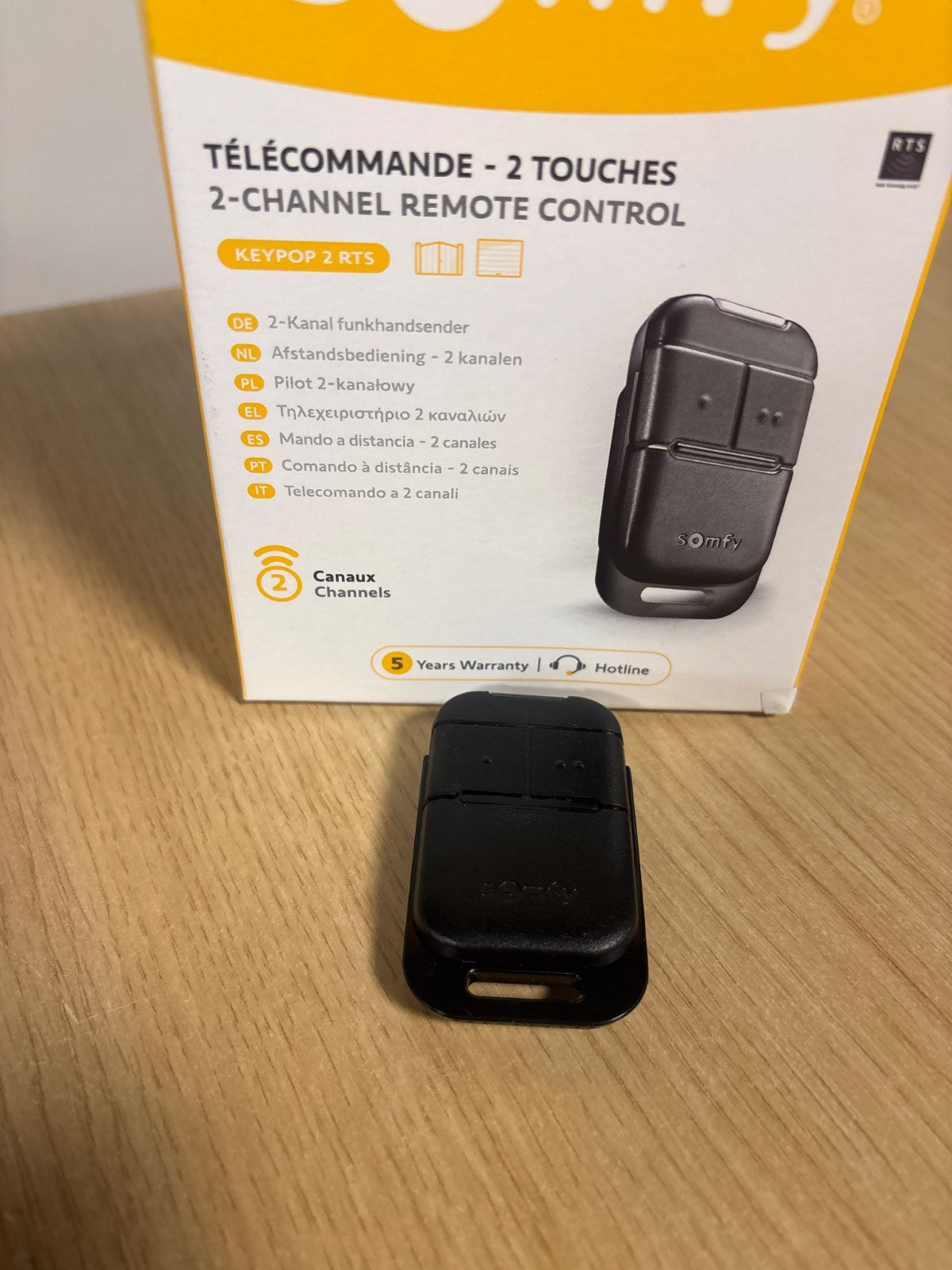 311621 - Somfy 2401539 – Telekomandë pa tela me 2 kanale