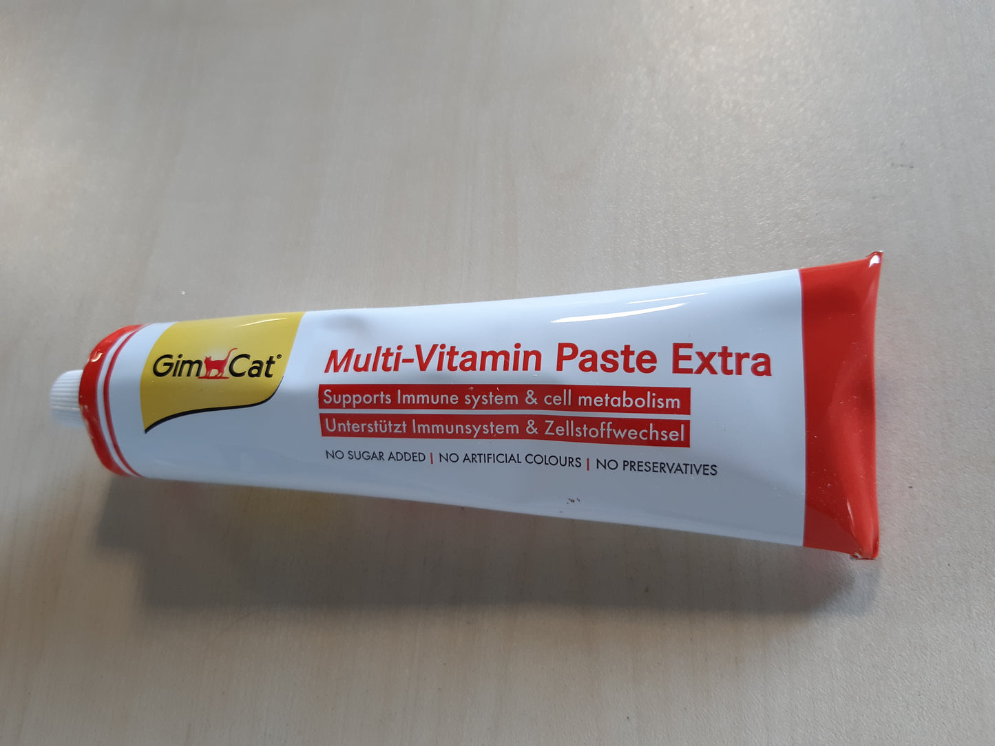 263588 - GIMCAT - Multi-Vitamin Paste Extra, Ushqim për mace me vaj peshku, 1 tub (200 g)