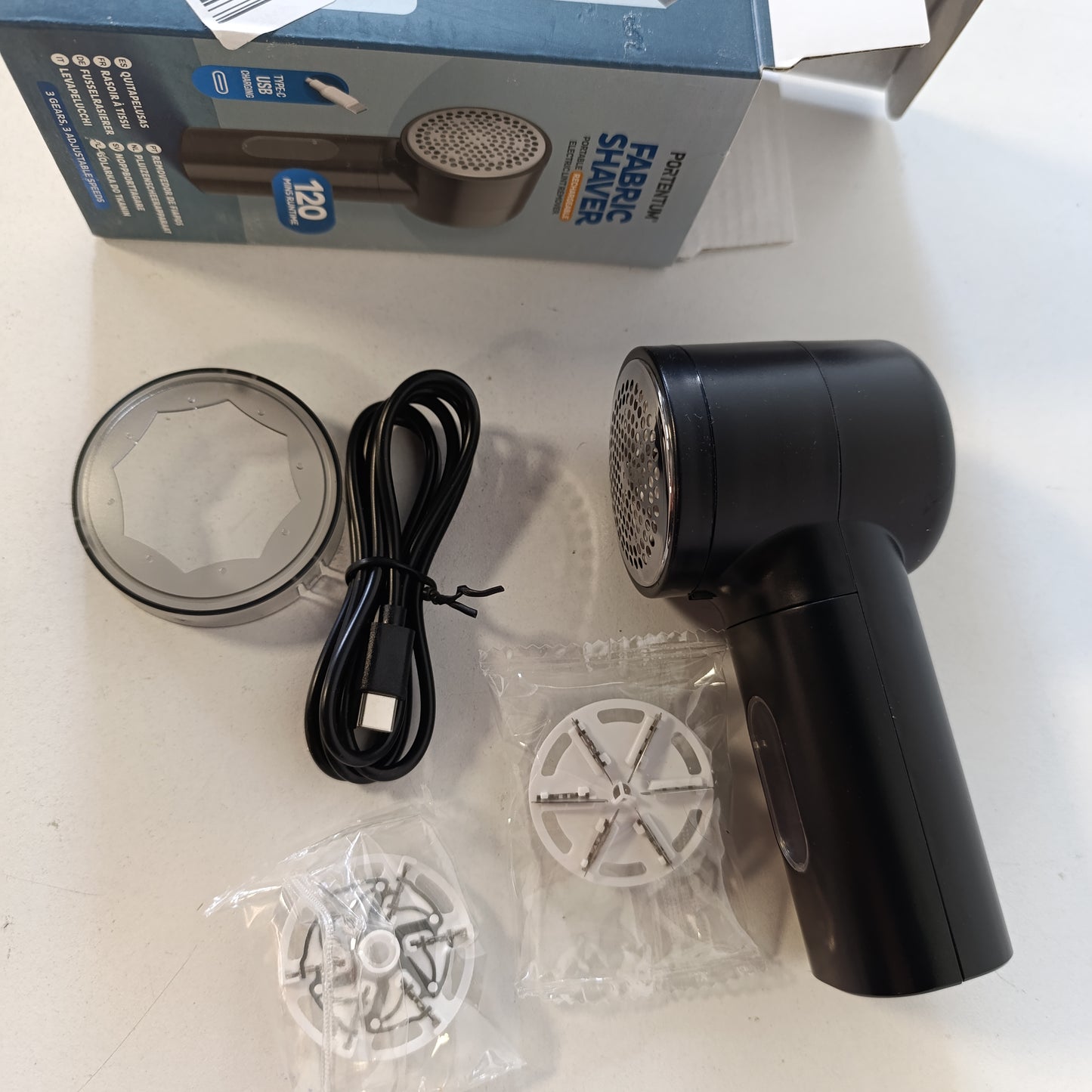 185833 - PORTENTUM Heqës Pushi Elektrik - Ekran LED, 3 Shpejtësi deri në 9,000 RPM, Teh me 6 Tehe, Jetëgjatësi Baterie deri në 2 Orë, Rikarikueshëm USB C, i Përshtatshëm për Rroba dhe Pëlhura Shtëpiake, Kompakt dhe i Fuqishëm