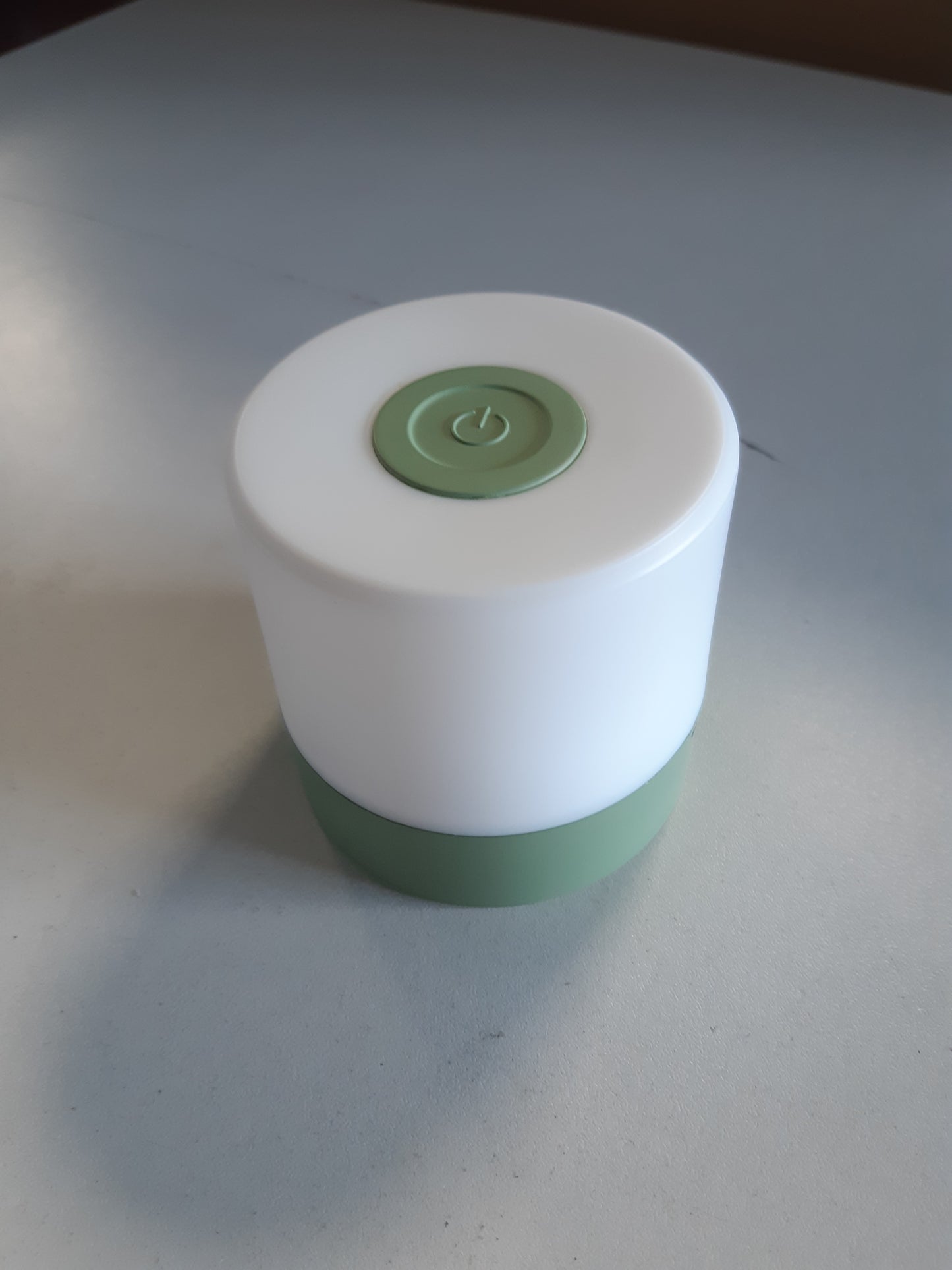 257885 - BRILONER, Llambë Tavoline Mini LED Pa Tel, 7x7 cm, USB-C, Dritë e Bardhë e Ngrohtë, Jeshile