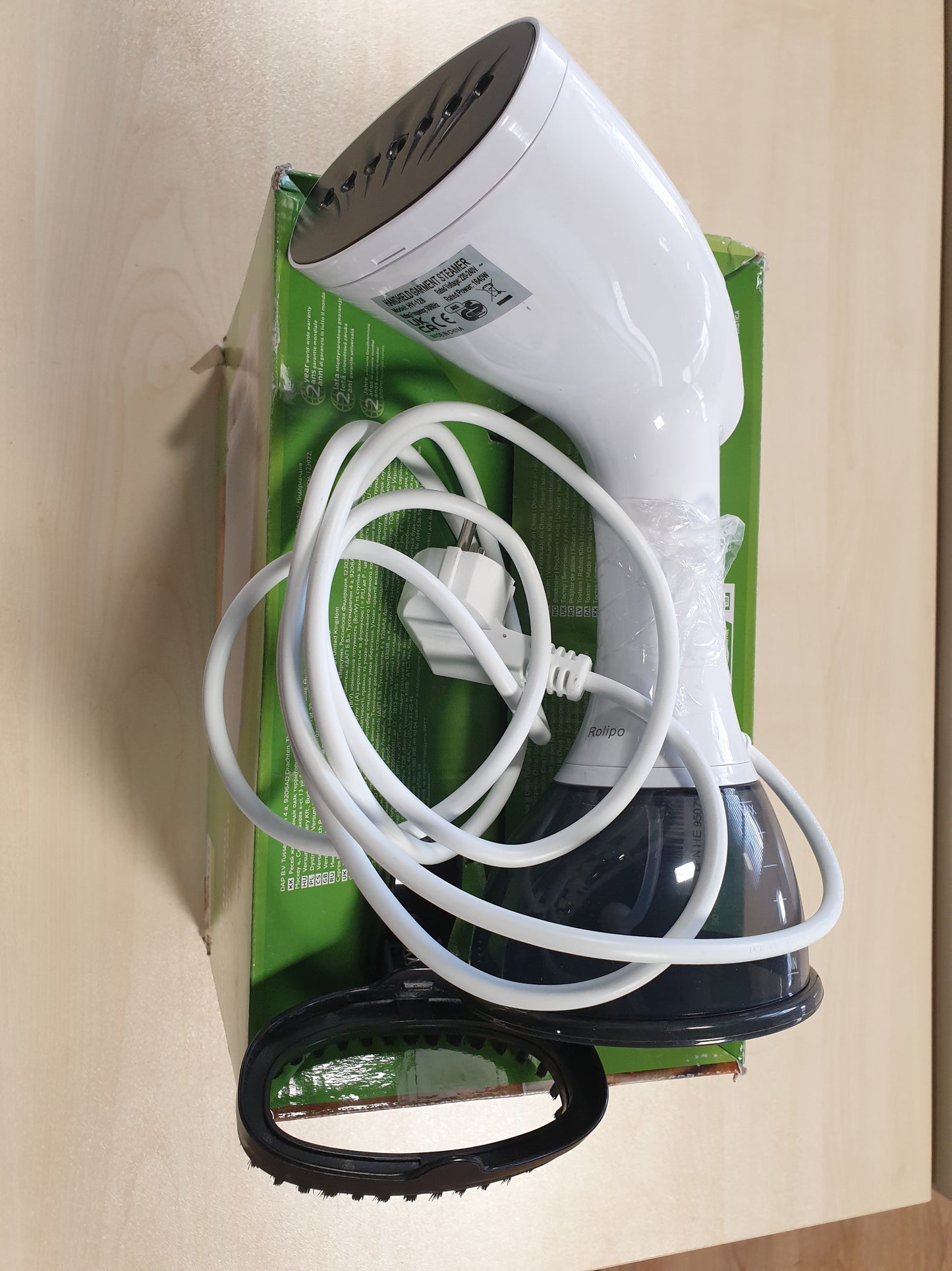 80790 - ROLIPO Hekurosës Vertikal me kapacitet të ujit 400ml, prodhimi i Avullit 30g/min, Heqje e Shpejtë e Rrudhave, Gjatësia e Kabllit 2.1m