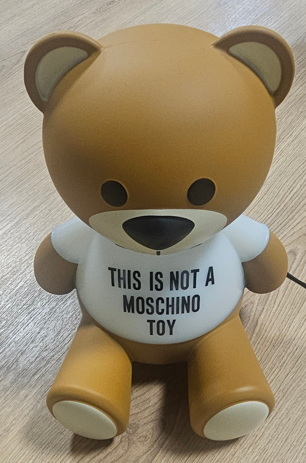 11362 - KARTELL TOY MOSCHINO Llambë Tavoline, 1.2 W, Teknopolimer Termoplastik i Lyer, Ngjyrë Kafe, Madhësia 25x30x24 cm