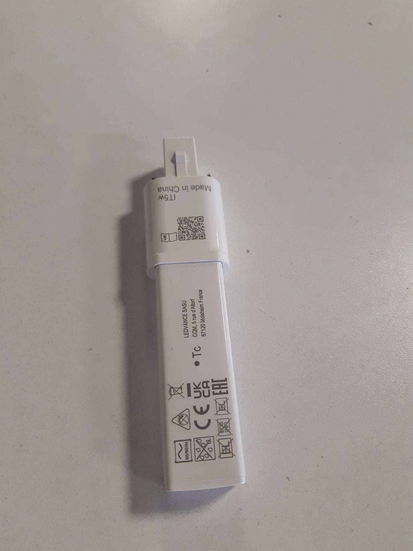225021 - OSRAM DULUX LED S7 EM, G23, 3.5W, 360lm, 3000K, dritë e bardhë e ngrohtë, zëvendësim LED për llambat fluoreshente kompakte me bazë G23, jetëgjatësi e madhe, pa kohë ngrohjeje