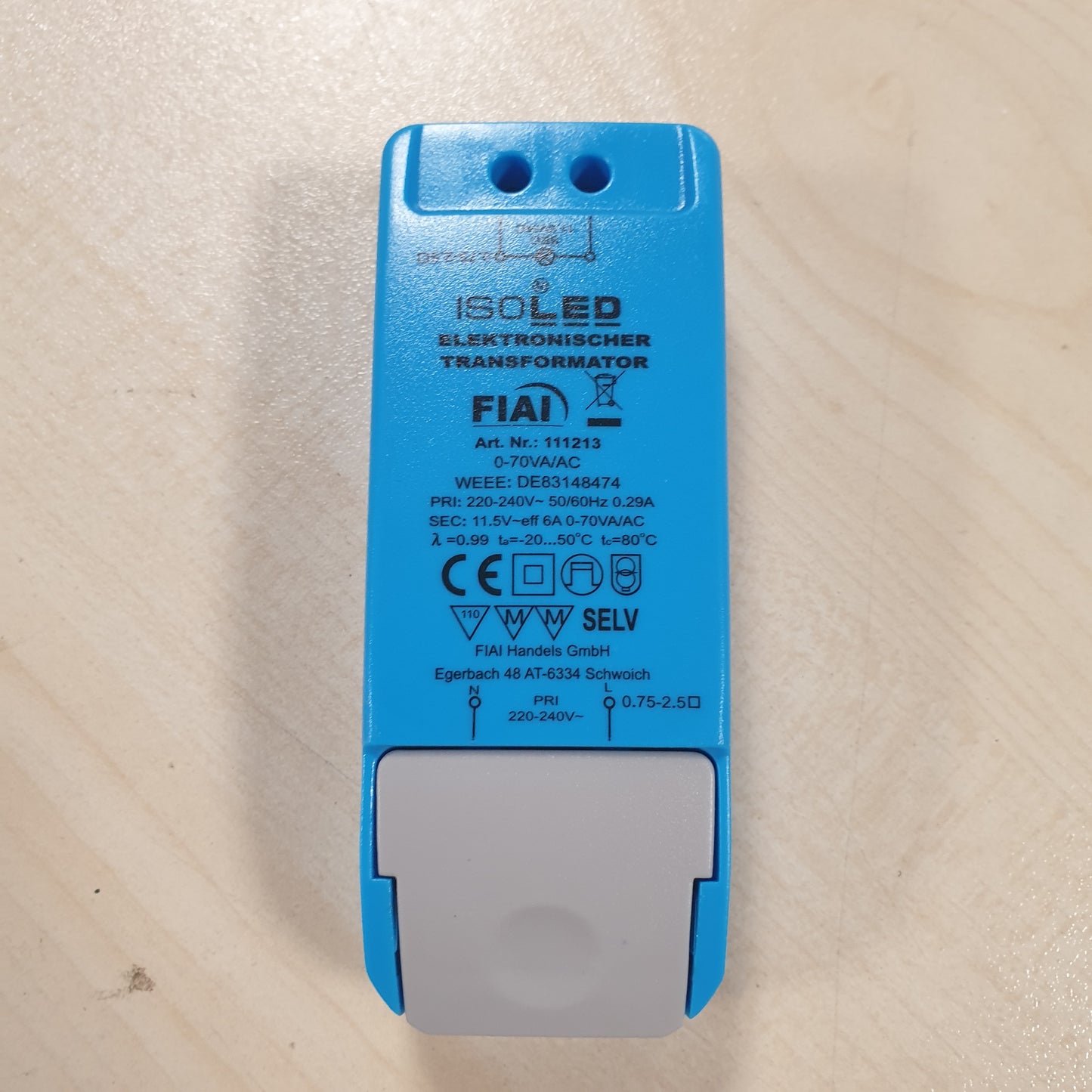 241662 - Transformator i izoluar, 12 V/AC, 0–70 W, drejtues LED pa ngarkesë minimale, blu