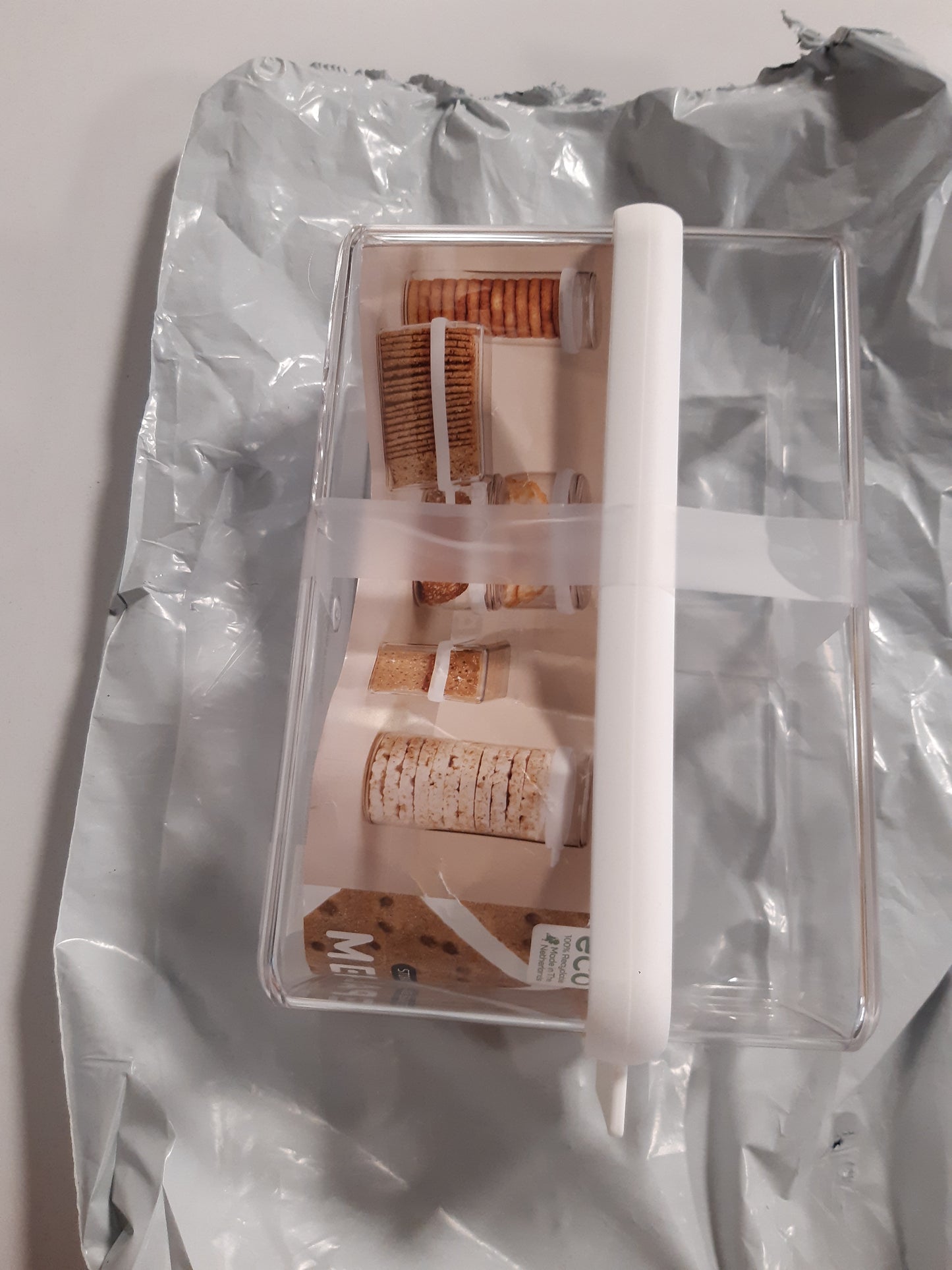 164073 - MEPAL - Kutia Hermetike për Krisper, Kapaciteti 1600 ml, Materiali i Bardhë - Ideale për Ruajtjen e Paketës së Krisper