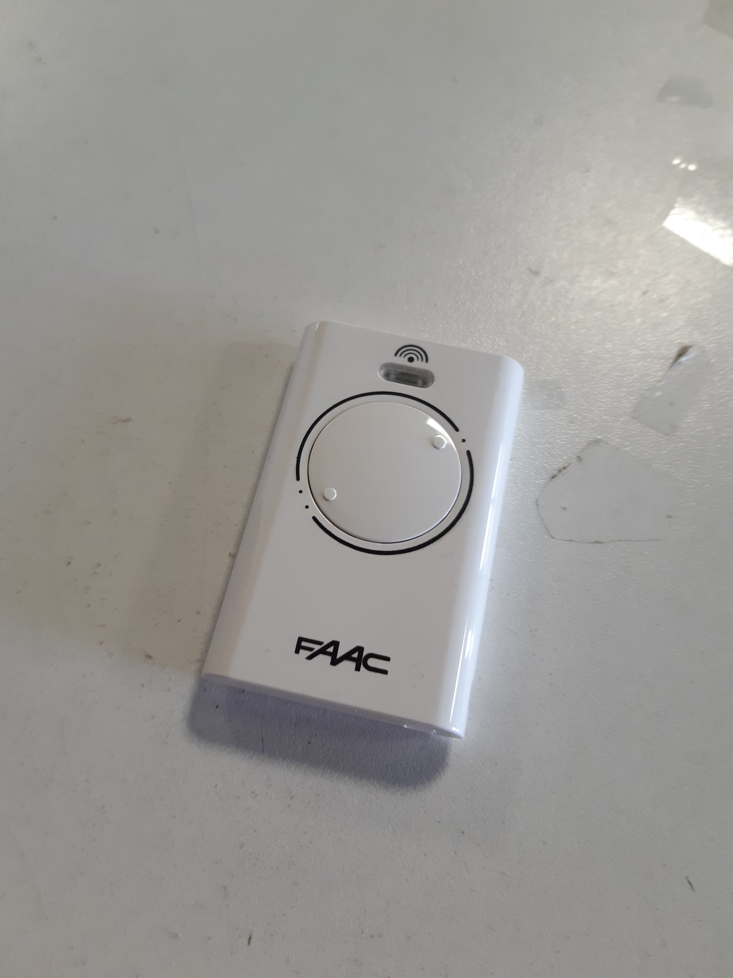 266750 - FAAC Telekomandë XT2 868SLH, frekuenca 868 MHz, 2 kanale