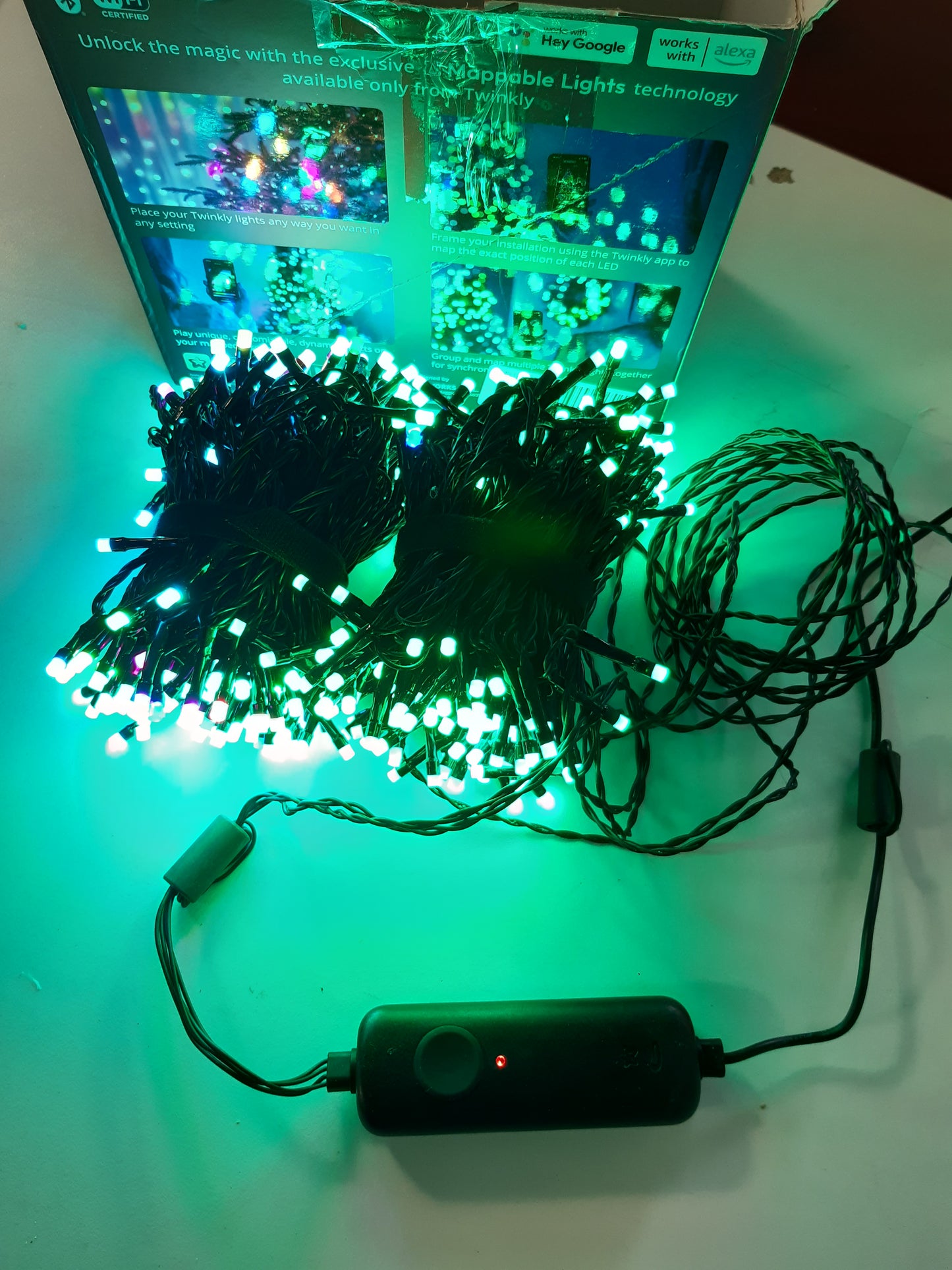 250013 - TWINKLY Shirita LED 750 RGB, të hartëzueshme për ambiente të brendshme dhe të jashtme, LED inteligjentë shumëngjyrësh, të pajtueshëm me Alexa dhe Google Home, IP44, të kontrolluar nga aplikacioni, tel i zi, 60 m