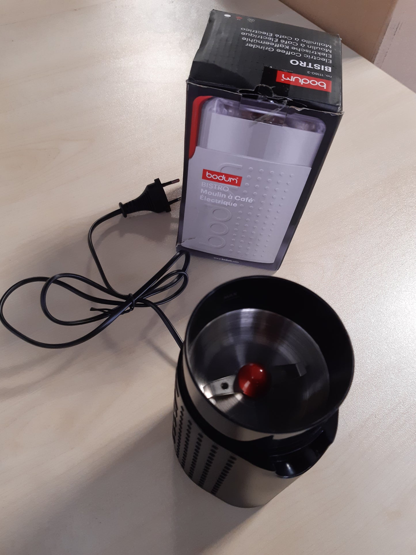132926 - BODUM - Mullir Elektrik Lamellar për Kafe, Ngjyra e Zi, Fuqia 150W