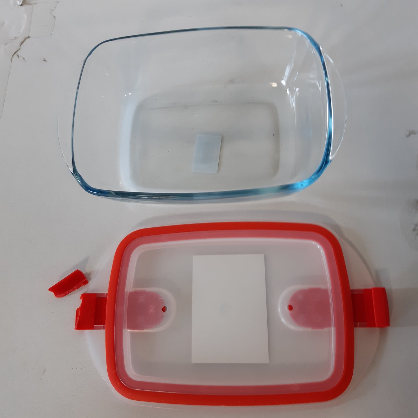 215820 - PYREX Enë qelqi drejtkëndëshe me kapak hermetik për mikrovalë, 23 x 15 x 7 cm