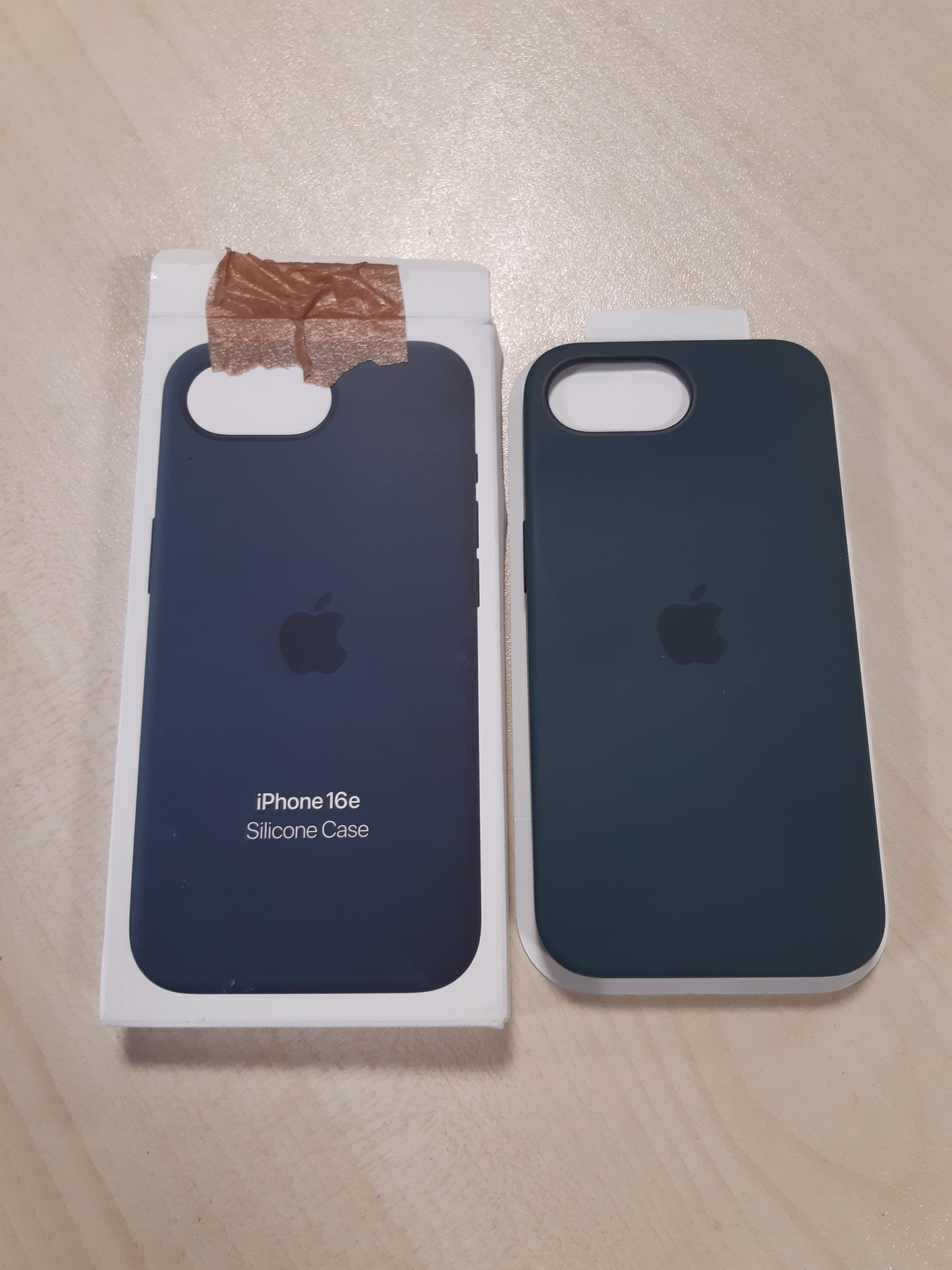 189093 - APPLE Silikoni për iPhone 16e - Blugërë