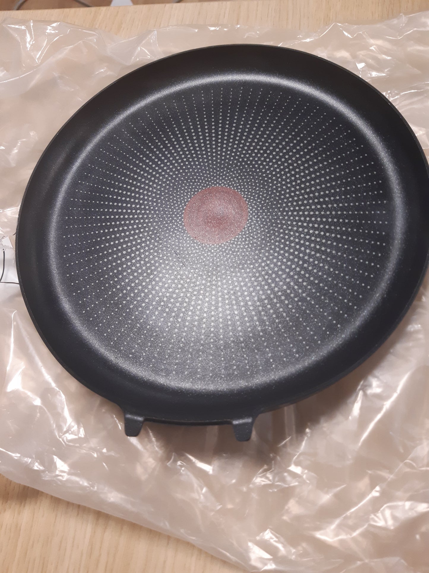261912 - TEFAL Ingenio Poêle 27 cm, Pa induksion, Shtresë jo-ngjitëse, E palosshme, E pajtueshme me lavastoviljen, Easy Plus L1461004, E zezë