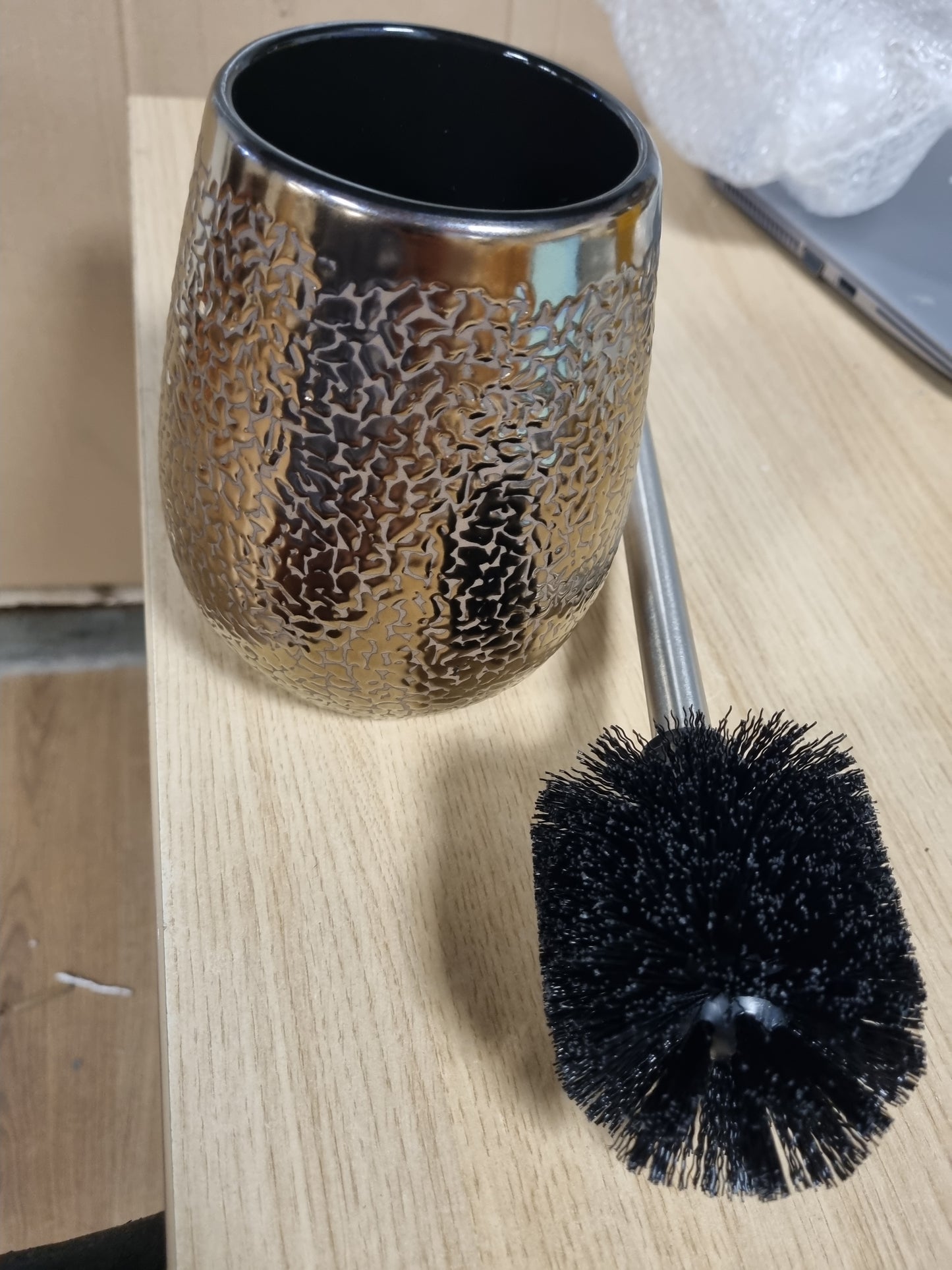 214871 - WENKO Furçë tualeti me ngjyrë kafe të shkëlqyeshme