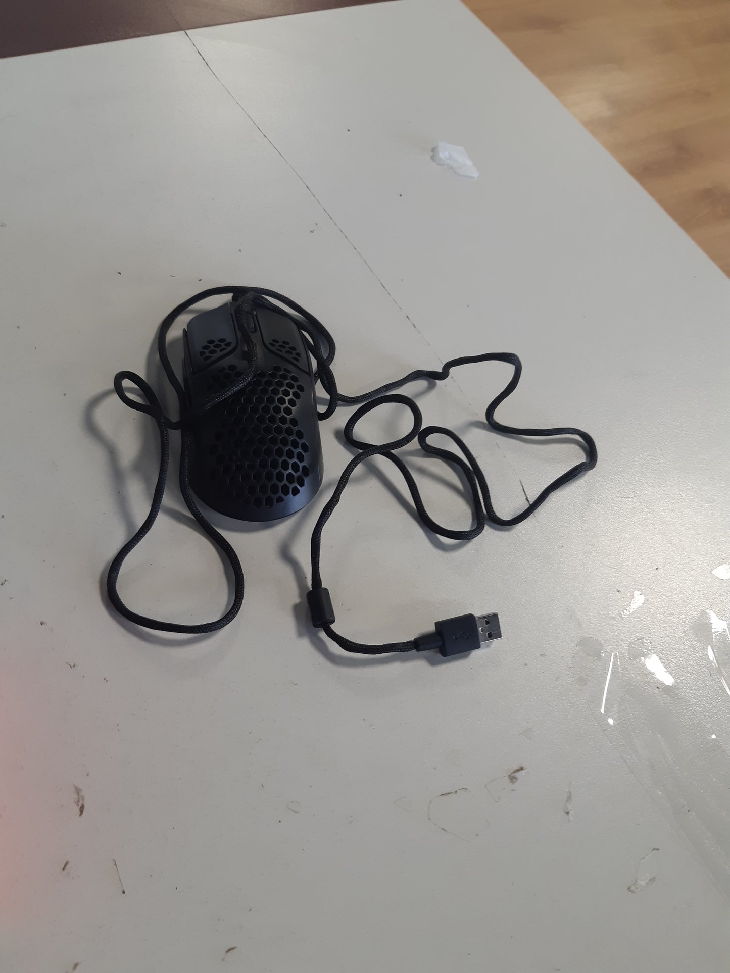 268246 - HYPERX Pulsefire Haste, Maus Lojërash me Tel, Ndriçim RGB, 6 Butona të Programueshëm, 16,000 DPI, Rezistencë ndaj 60 Milion Klikimesh, Kabllo HyperFlex, Kompatibël me Shumë Platforma, i Zi