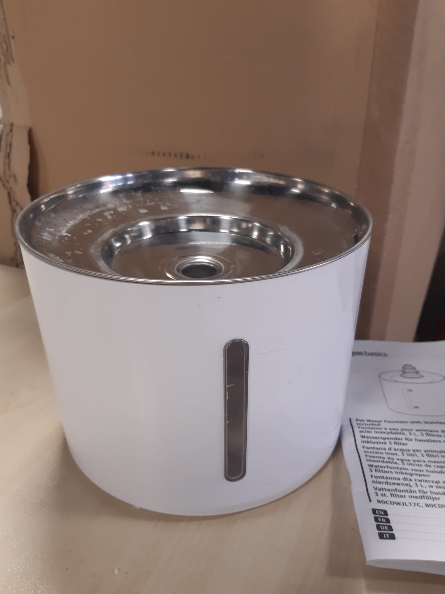 246761 - Amazon Basics Shatërvan për Pije për Mace, Çelik Inoks, 3 Filtra, 3 L, i Bardhë