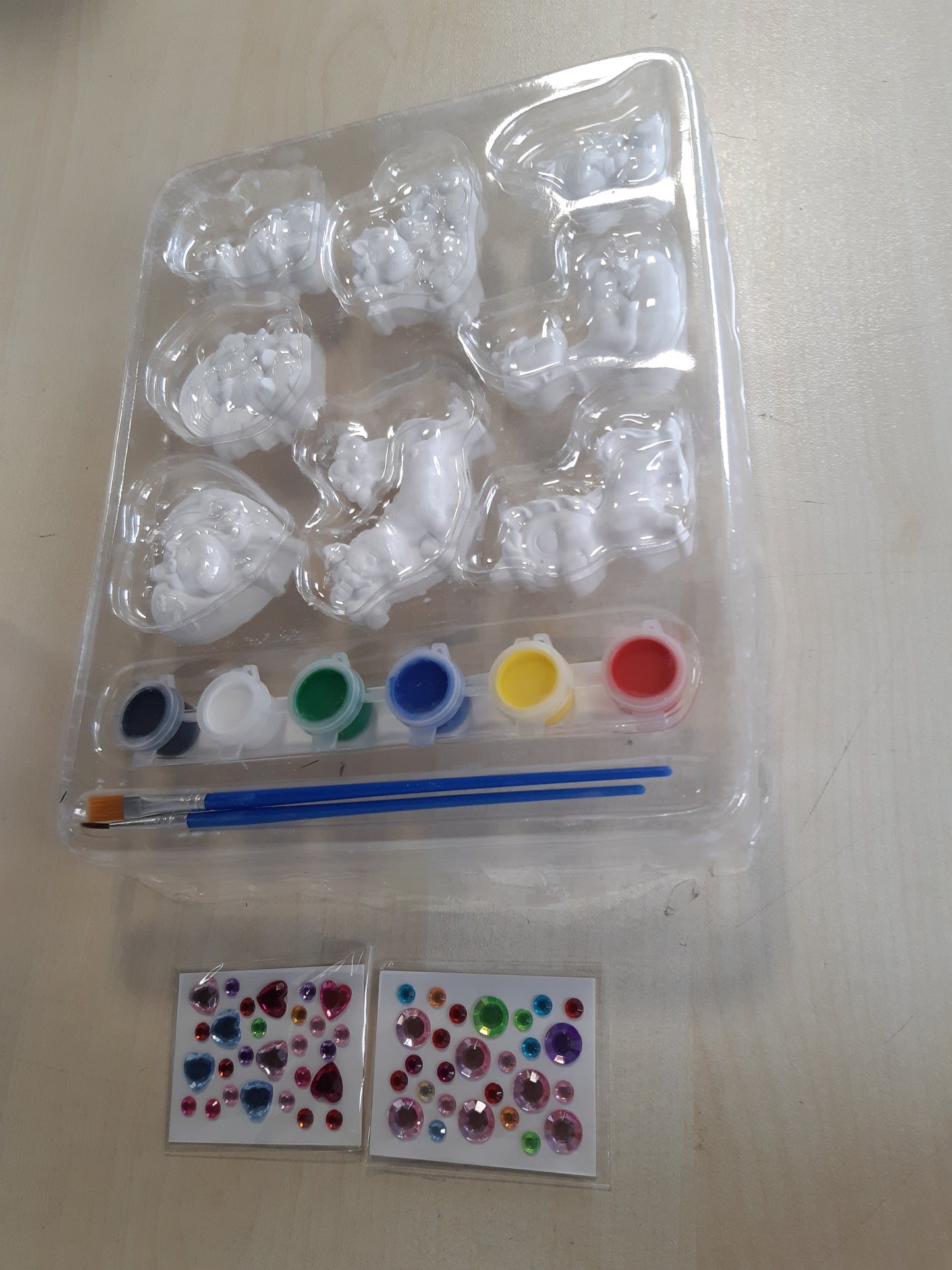 225065 - VOSSOT Figura prej gipsi për pikturim, Kit për derdhje gipsi për fëmijë, Set me 8 figura njëbrirësh me gurë të çmuar - Dhuratë dekorative