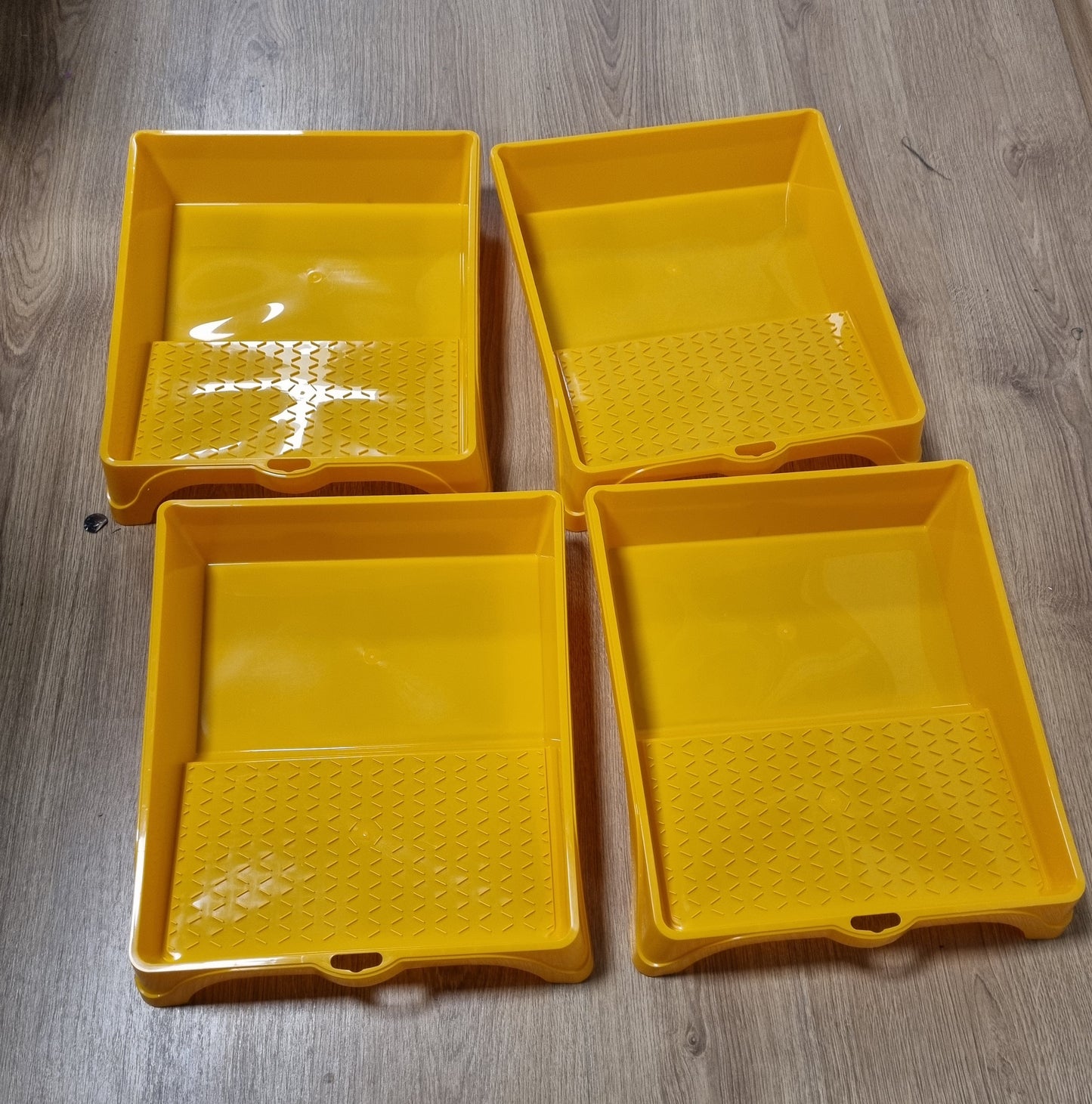 241266 - MJETE PUNE TË FORTA 10x Tabaka boje, 32 cm të gjera, 38 cm të gjata, plastike, të verdhë