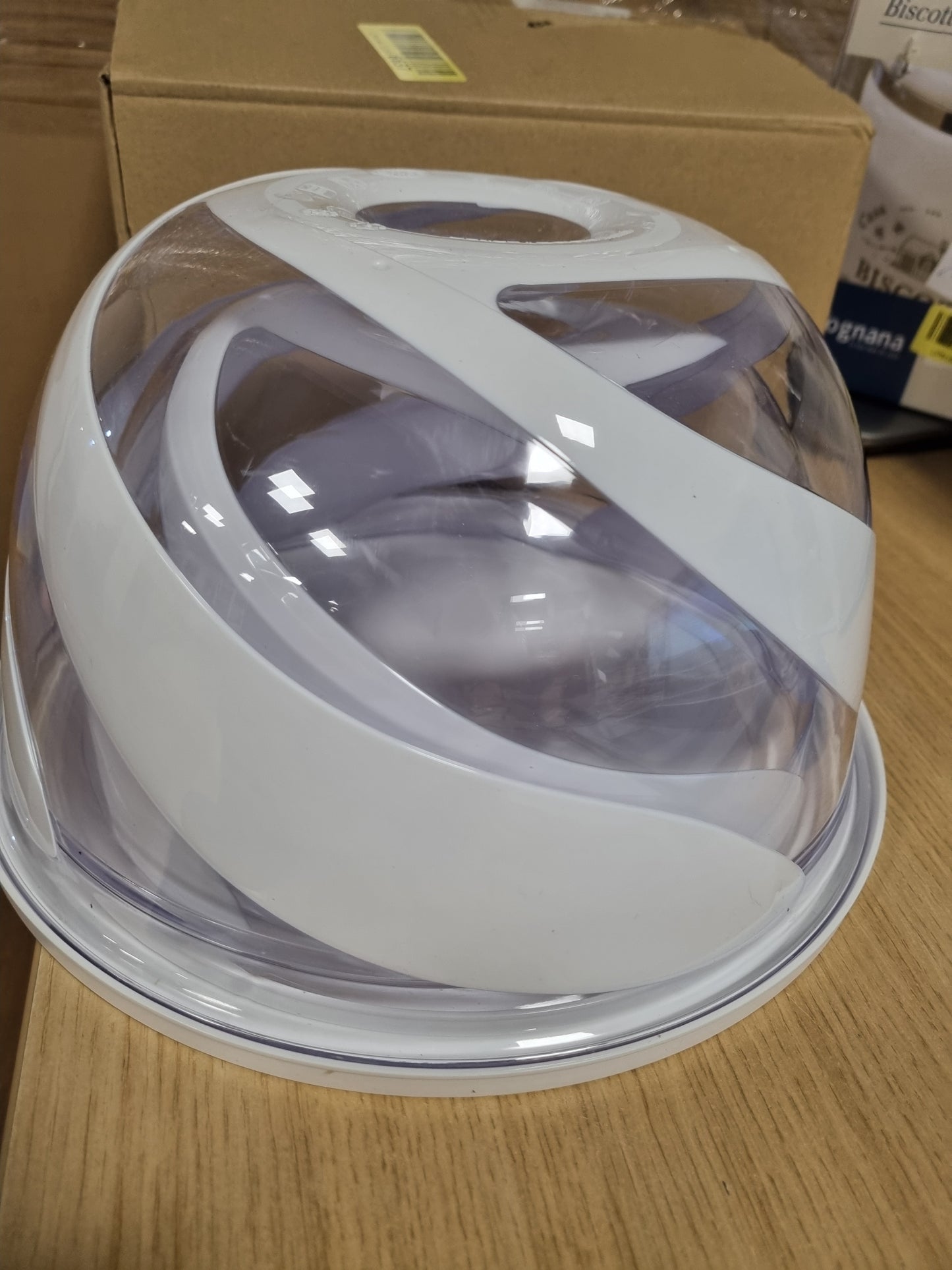 222680 - SNIPS | Set me 2 tasa sallate me kapakë | Kapacitet 3 + 5 L | E bardhë | Prodhuar në Itali, pa BPA.