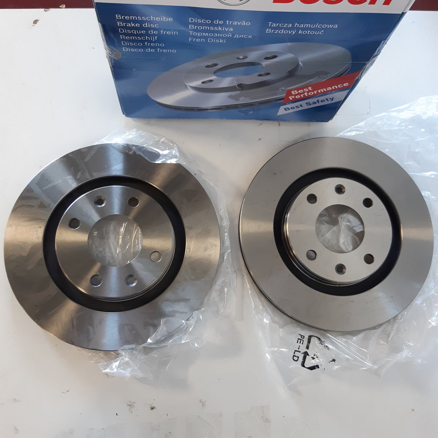 167108 - BOSCH BD214 - Seti me 2 Disqe Frenash, të Certifikuara nga ECE-R90-1