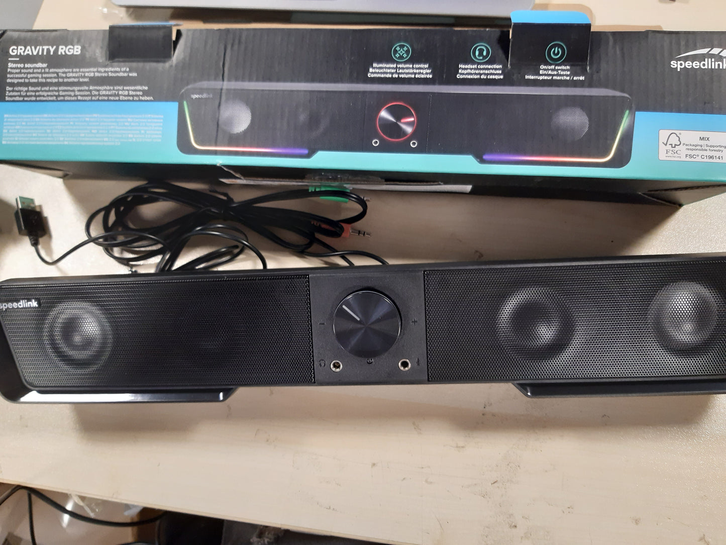266479 - Speedlink Gravity RGB Stereo Soundbar, Altoparlant PC me lidhje Bluetooth, prizë 3.5 mm, ndriçim RGB