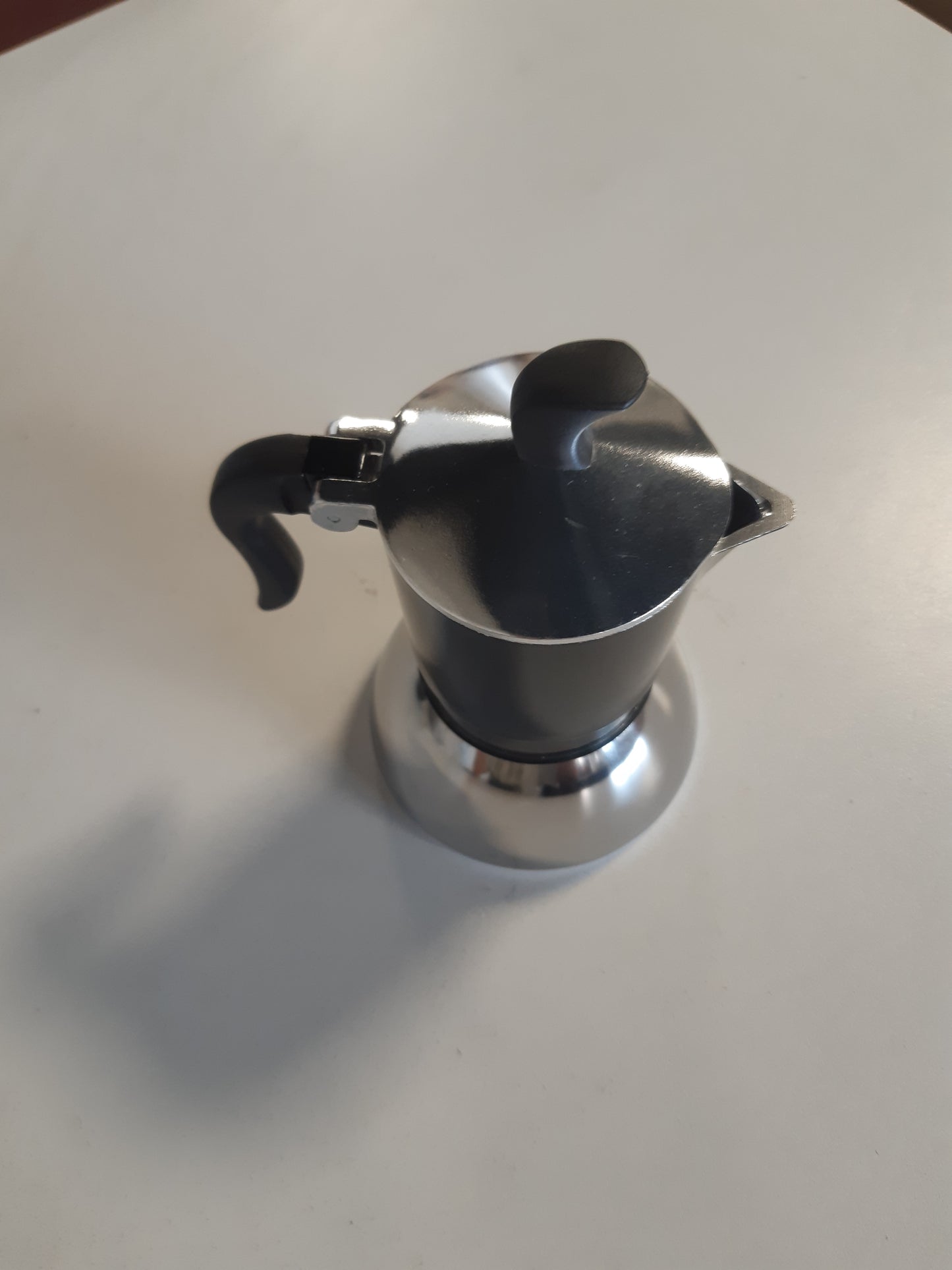 231815 - Bialetti Aparat kafeje me induksion Fiammetta, 2 gota (100 ml), i përshtatshëm për të gjitha llojat e sobave, i zi