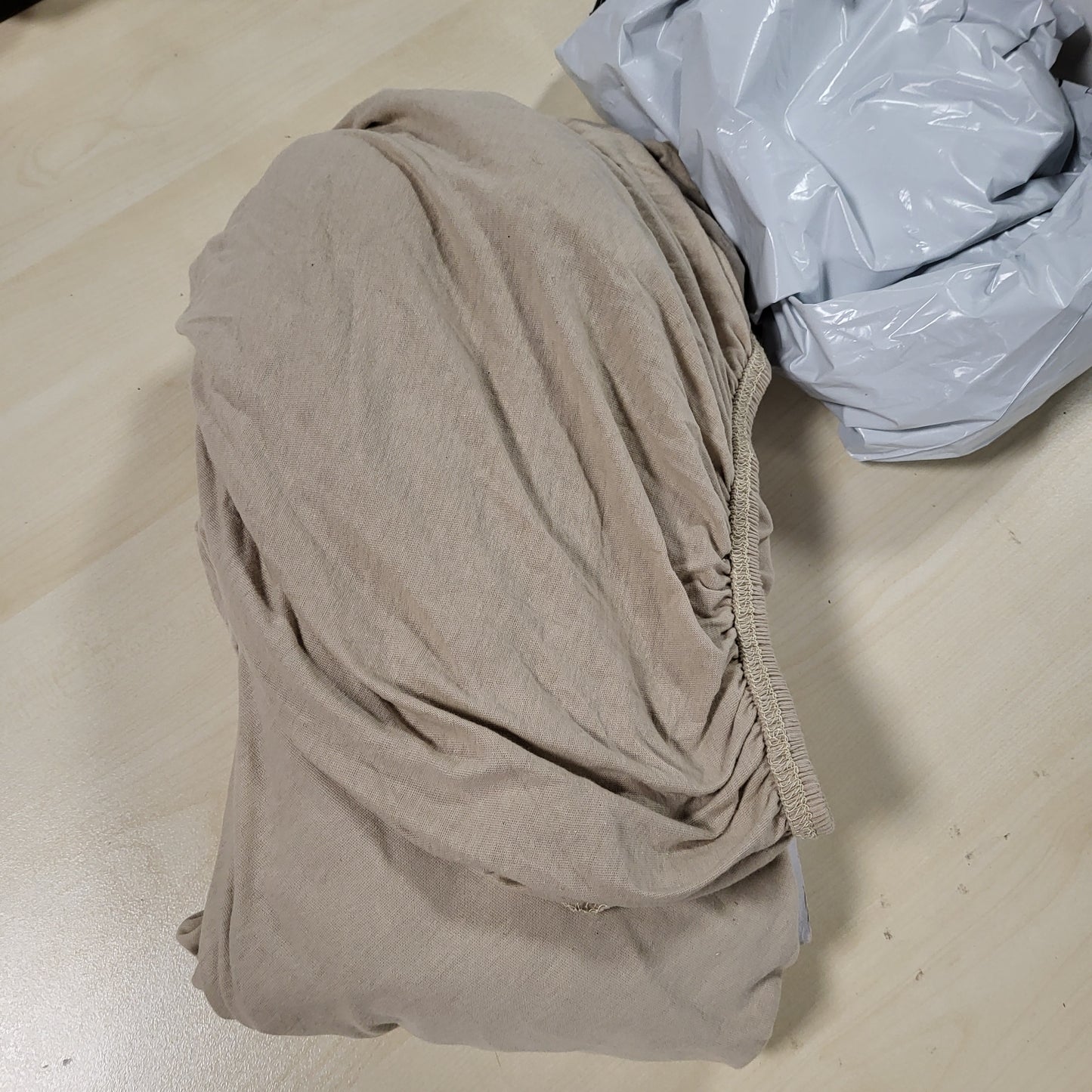 228180 - BARBONS Çarçaf 200x200cm 100% pambuk me kornizë, çarçaf prej xhersi Oeko-TEX për krevate me sustë dhe dyshekë deri në 27 cm, Ngjyrë rëre