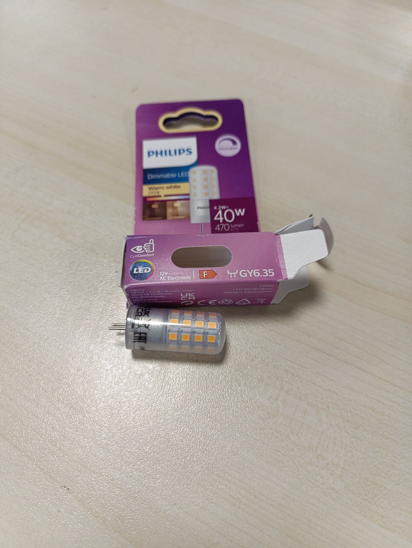 262936 - PHILIPS Llambë LED Standarde 40W, Bazë GY6.35, E Bardhë e Ngrohtë, me Errësim