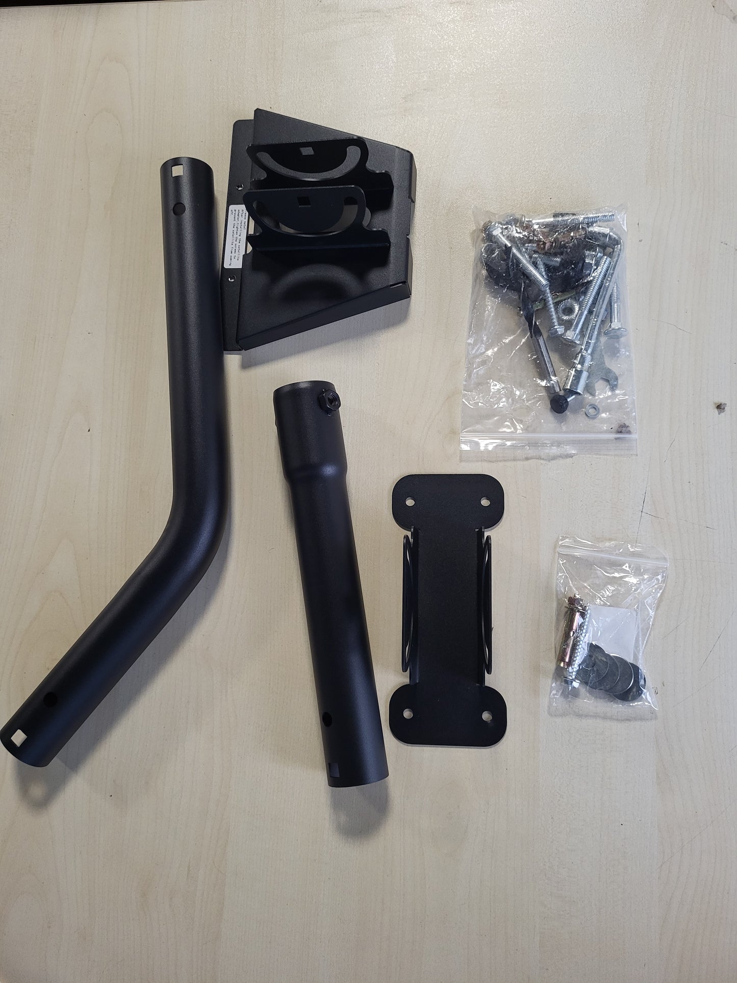 266593 - STARLINK Kit montimi në shtyllë Gen 3 V3, i rregullueshëm 360°, për montim në mur Starlink Gen3 me adaptor tubi Starlink Gen 3