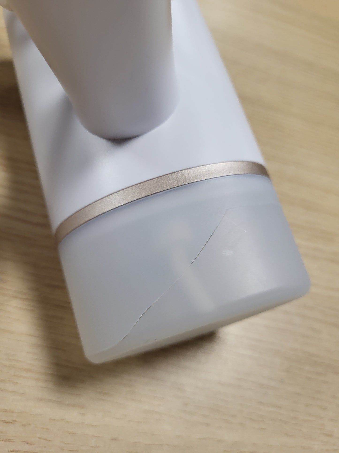 270115 - Philips STH3020/16 Seria 3000 Avullues Dore Kompakt dhe i Palosshëm - Gati për t’u përdorur në 30 sekonda - Nuk ka nevojë për dërrasë hekurosjeje - 1000W - Deri në 20g/min - STH3020/16 - E bardhë